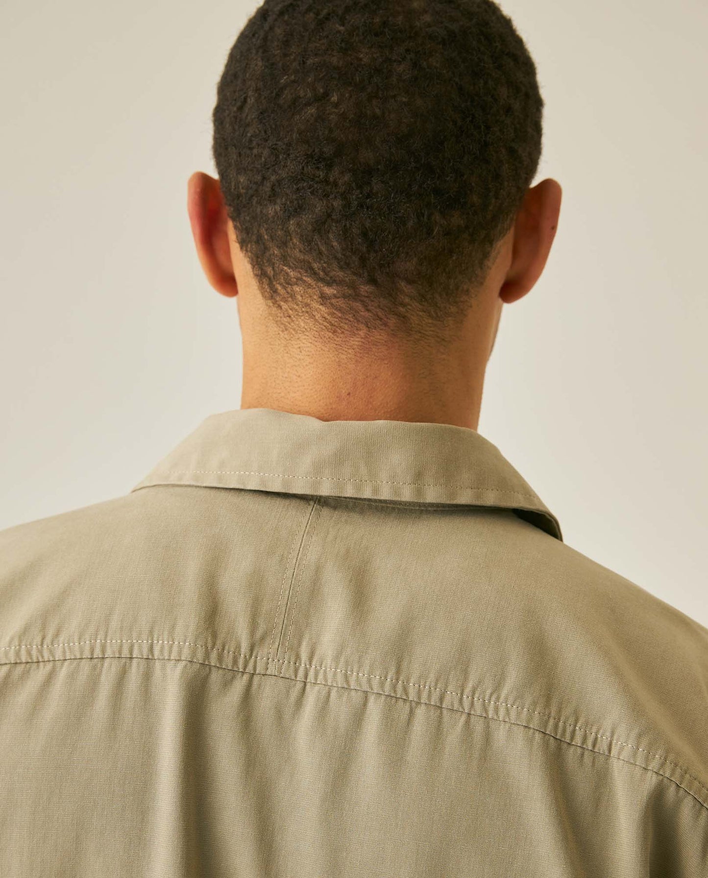 Mens Shirt Short Sleeve Classic Fit Lyocell Cotton Subtle Texture Patch Pockets Flaps Mini Lapel Collar - Green 63_611H034_VER170619_7