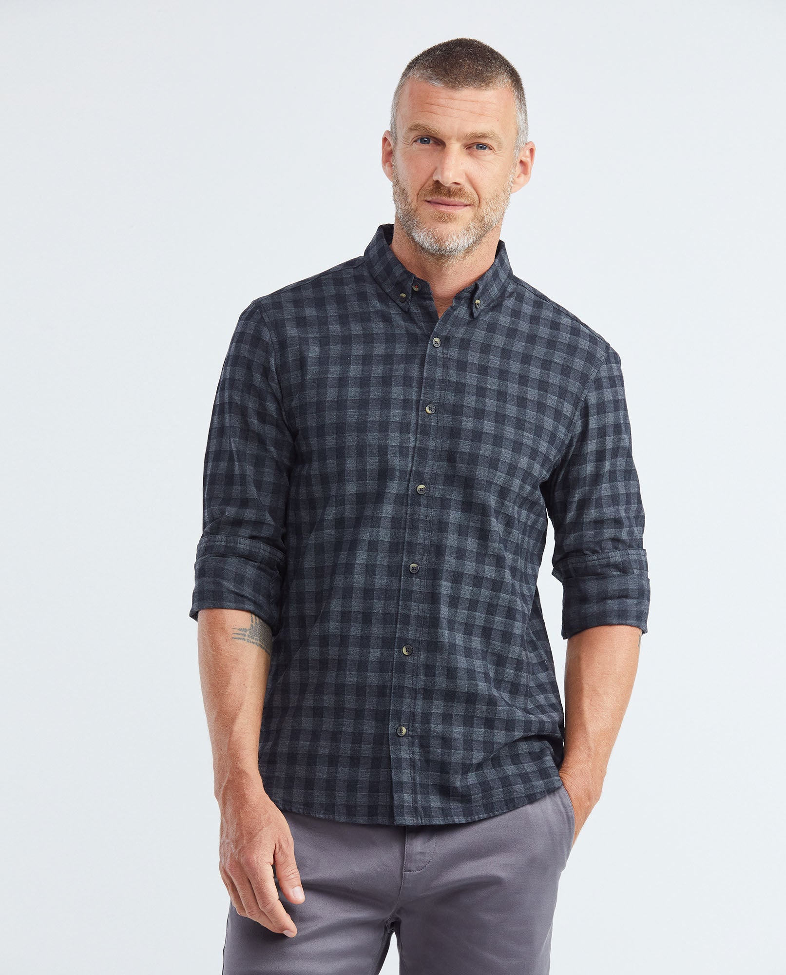 Men's Slim Fit Long Sleeve Button-Down Shirt Contrast Yoke Loops Red Thread in Cotton Stretch Blend 612F019 - 1