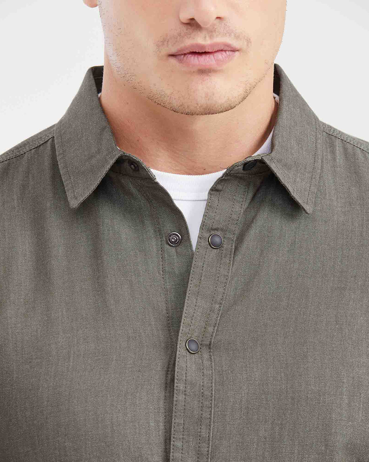 THAO BUTTON SHIRT