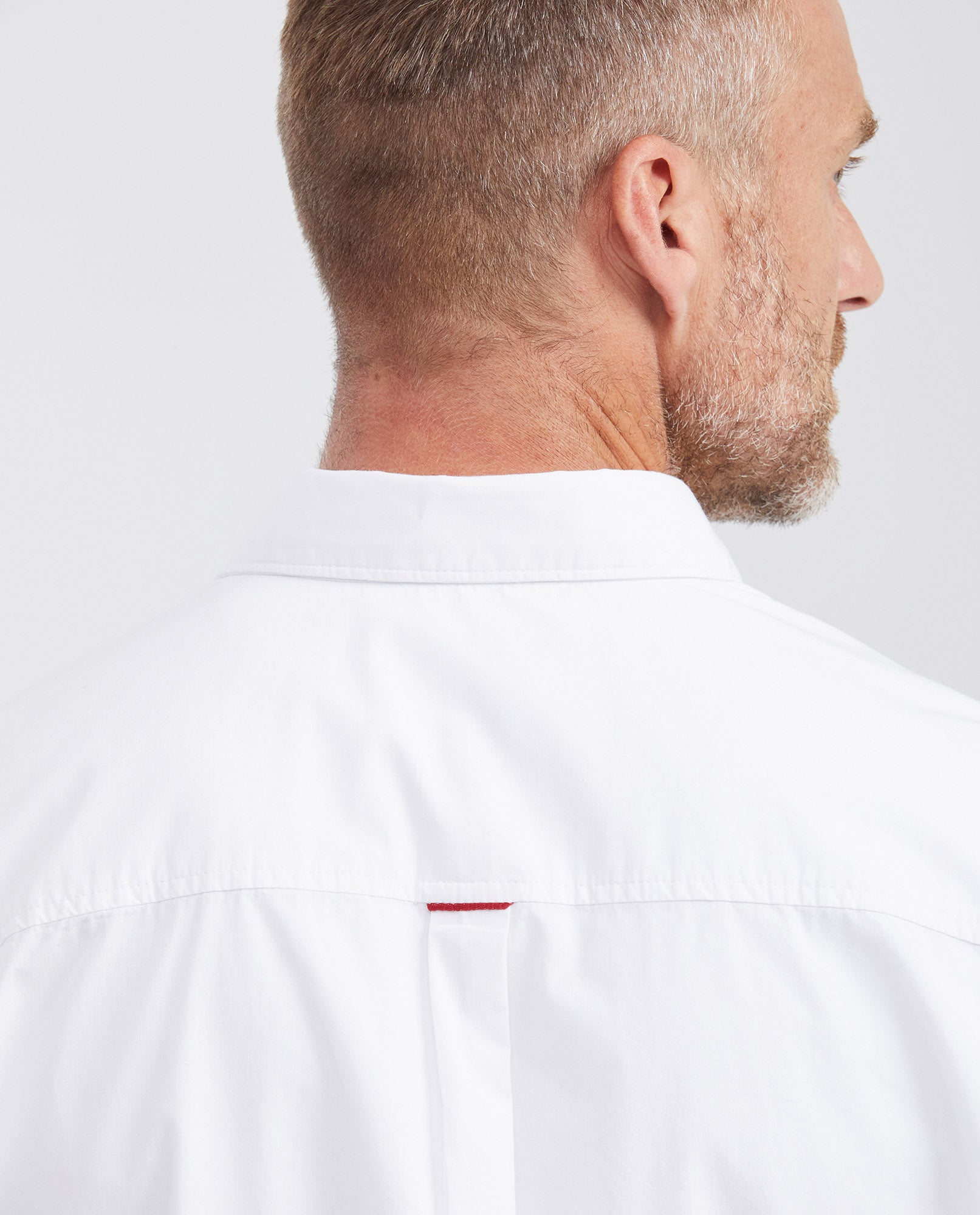Men's Classic Fit Moisture-Wicking Cotton Button-Down Shirt - 6