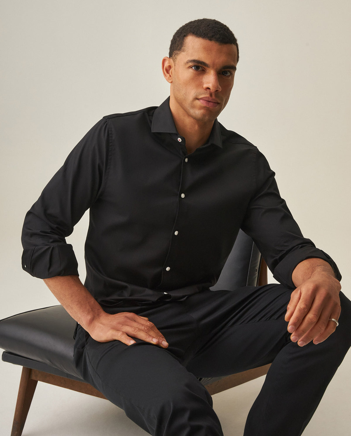 Men´s Regular Fit Shirt - Black 63_612H010_NEG194007_0