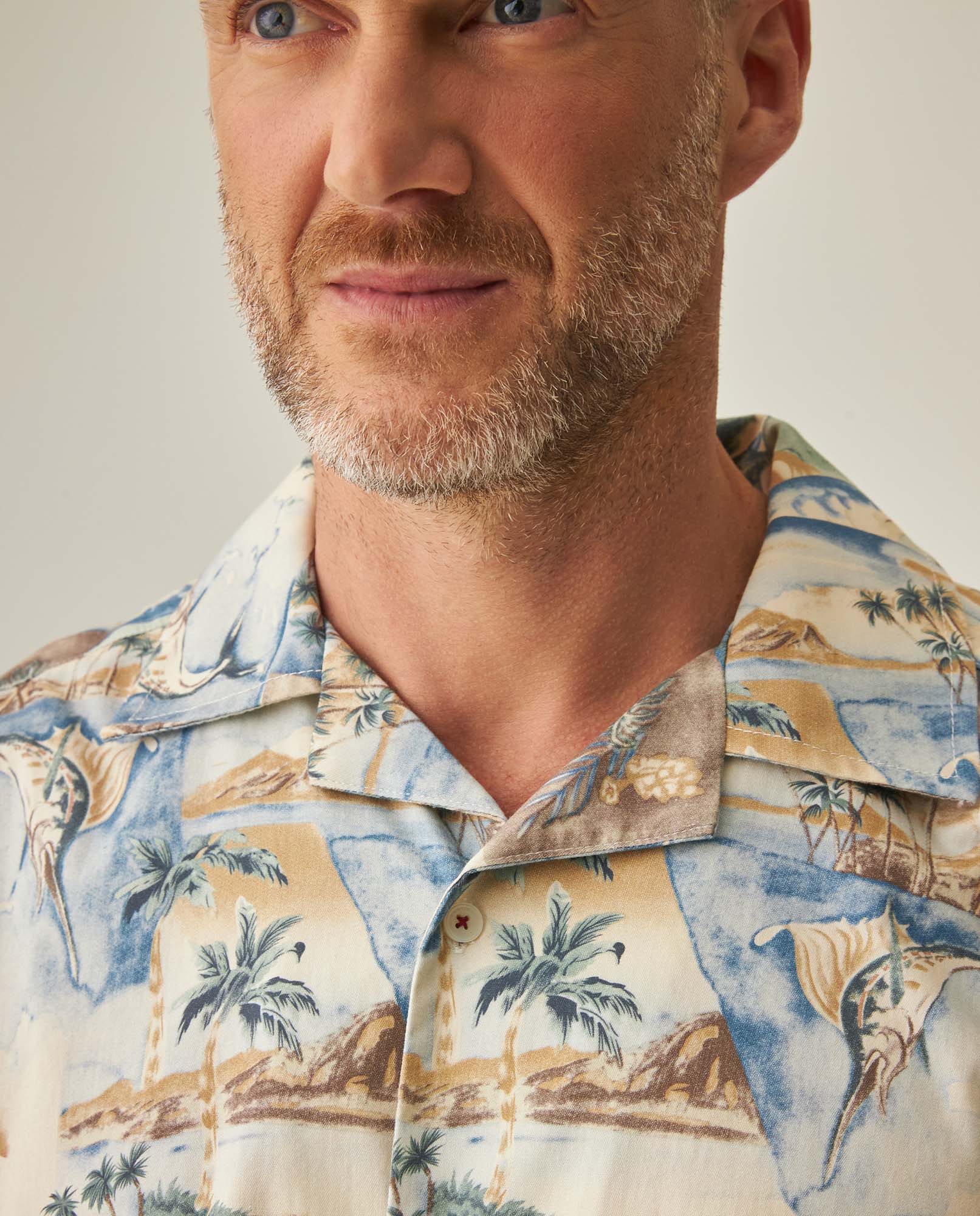 Classic Shirt for Men - Raw 63_612H016_CRU120908_5