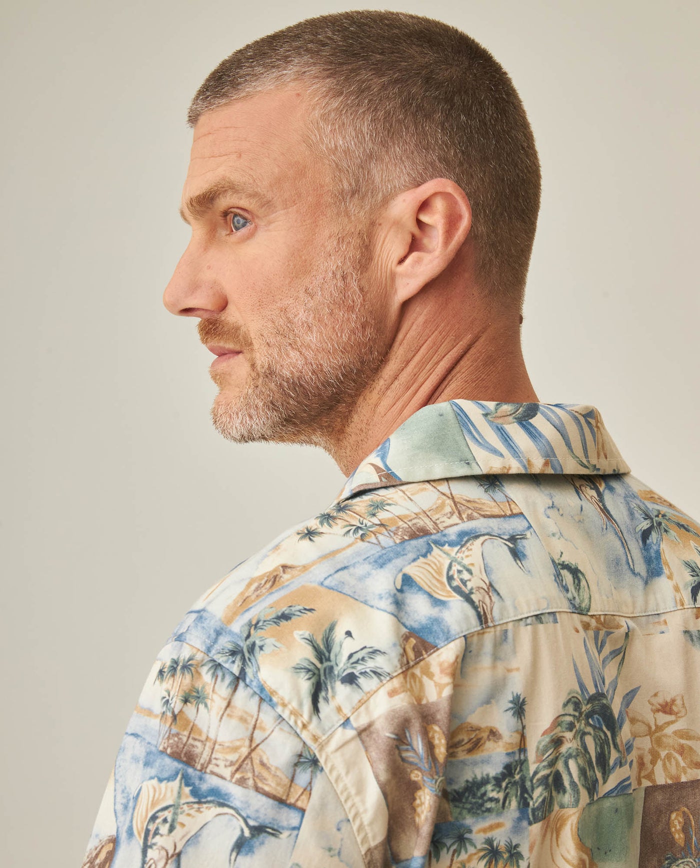 Classic Shirt for Men - Raw 63_612H016_CRU120908_7