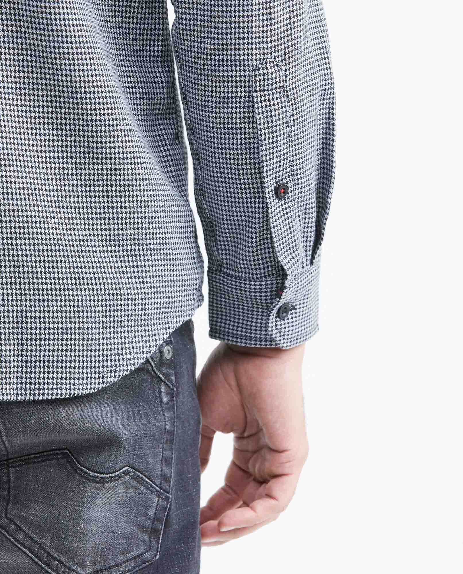 Men's Short Sleeve Classic Fit Shirt with Mini Print - Black 619F038 - 6