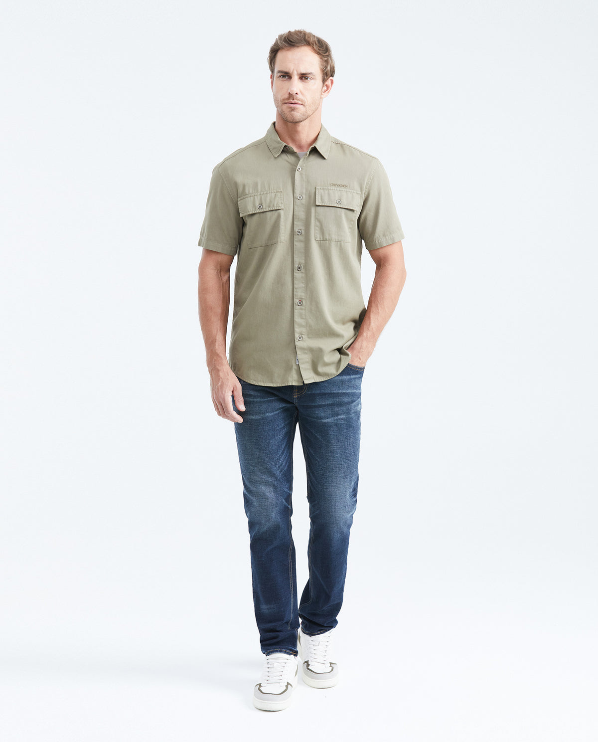 Men's Classic Fit Short Sleeve Dyed Shirt Pocket Embroidery Red Band in Cotton - 2