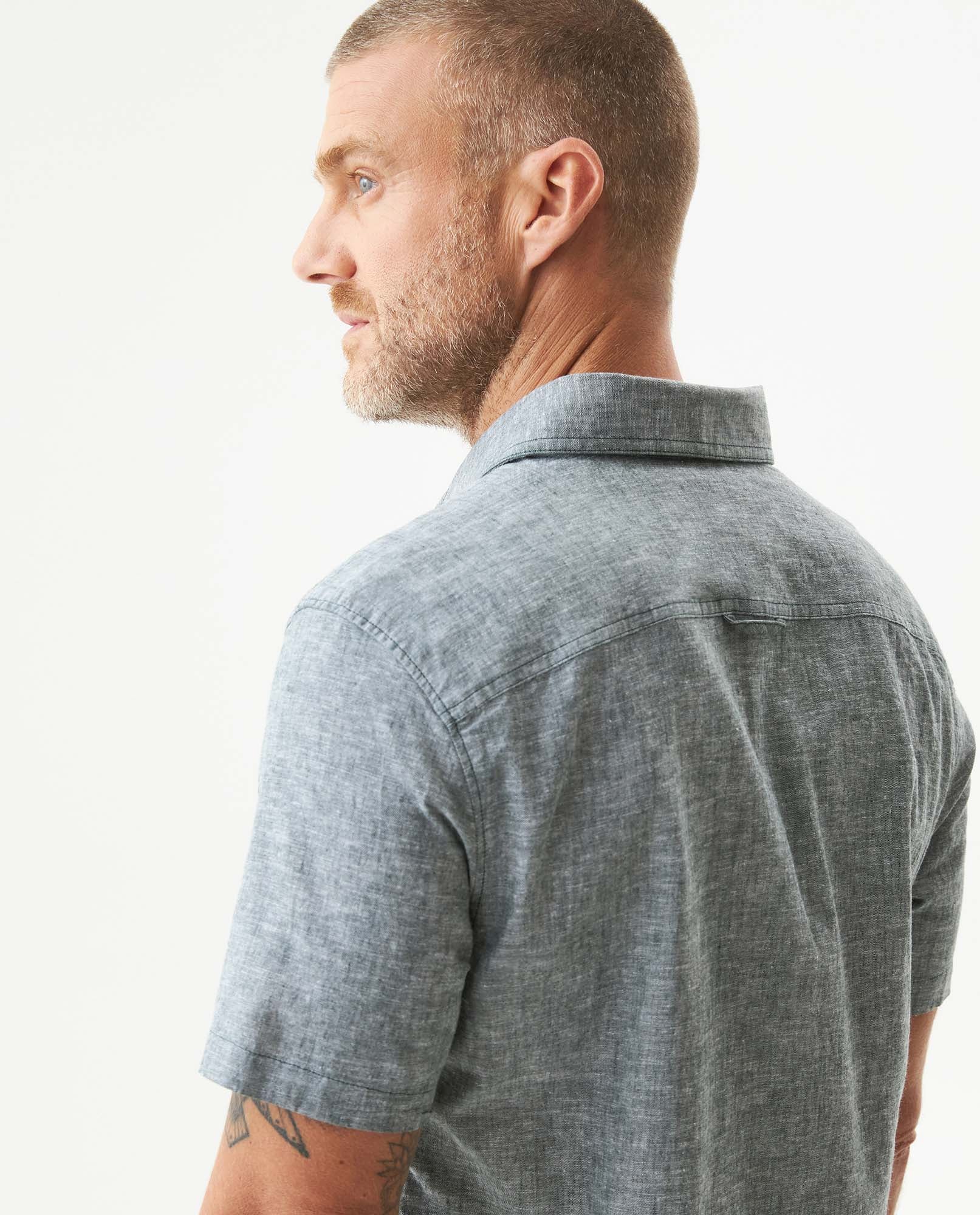 Men's Short Sleeve Shirt - Green - 6