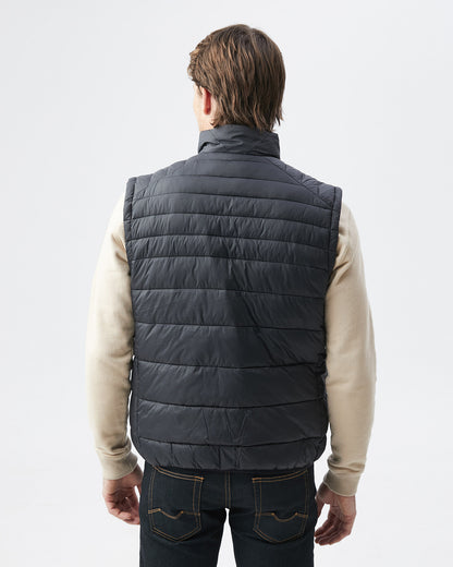 QUILTED TOGS PUFFER VEST IN BLACK