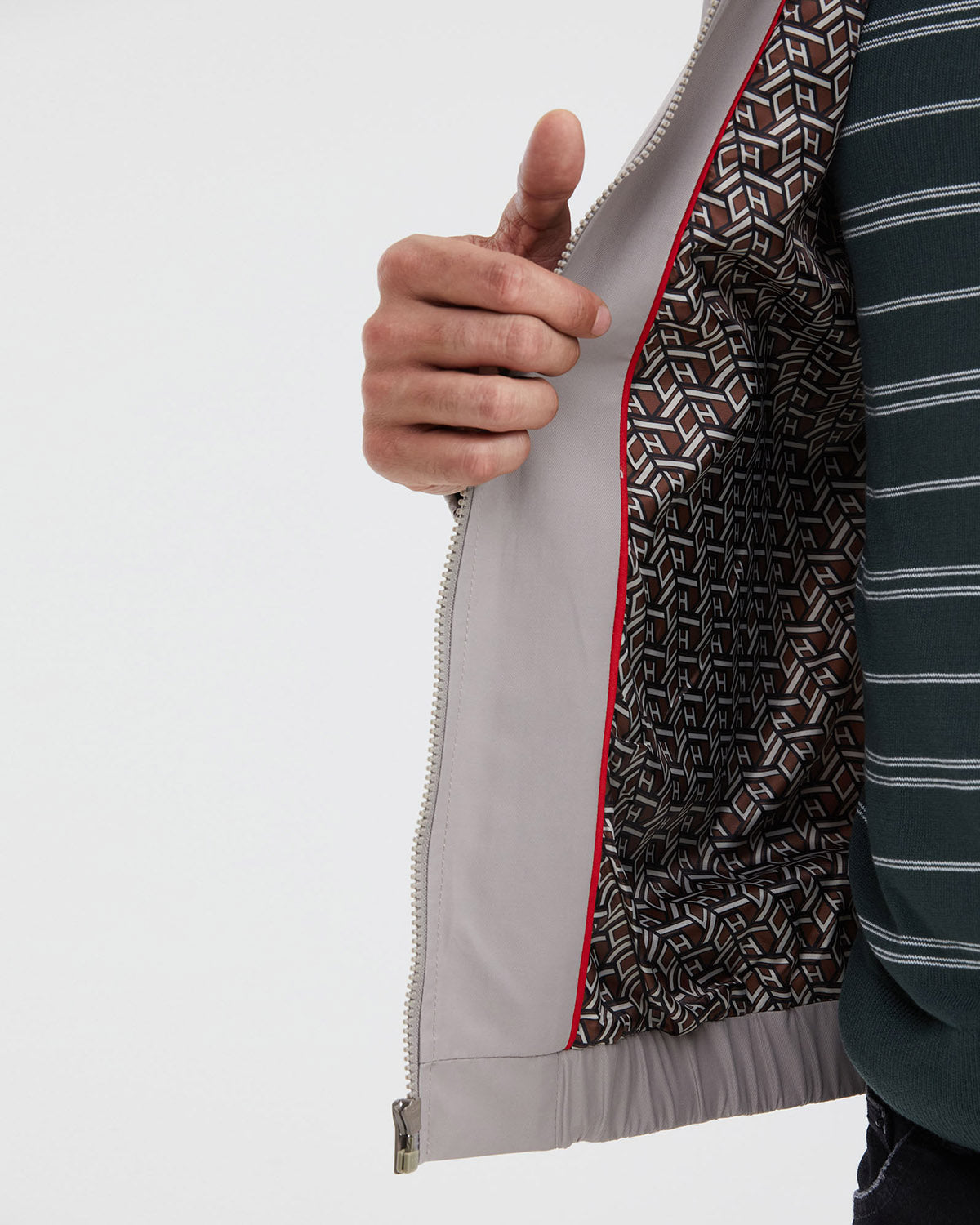 HIGH NECK JACKET IN BEIGE