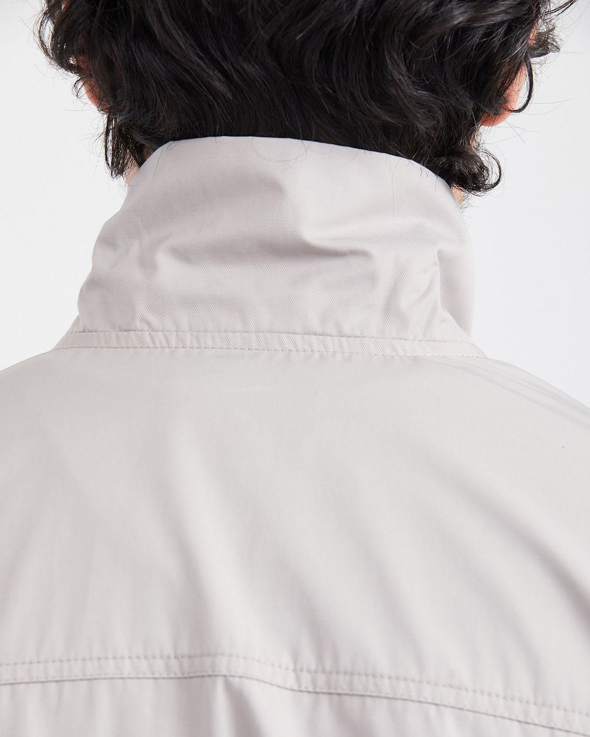 HIGH NECK JACKET IN BEIGE