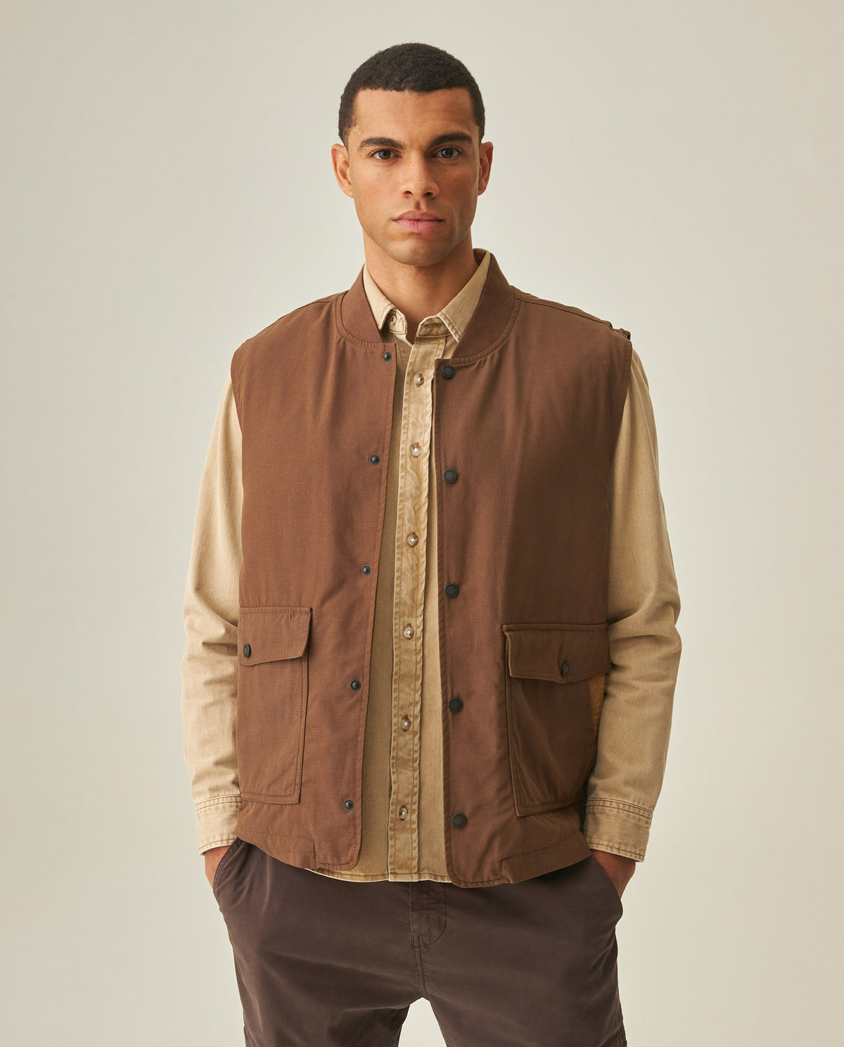 Vest for Men - Brown 63_622H020_CAF190916_0