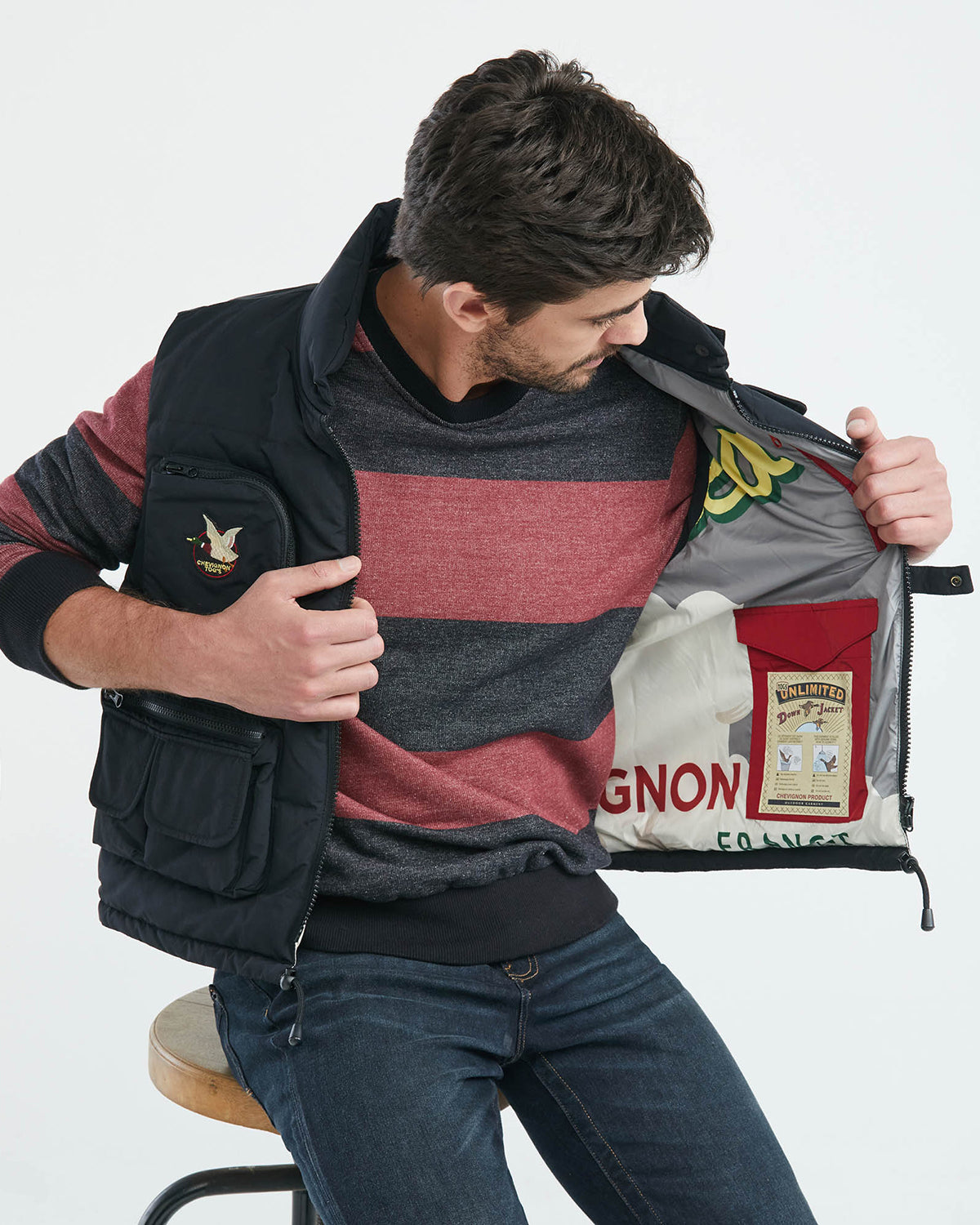 COMBAT TOGS QUILTED VEST IN BLACK