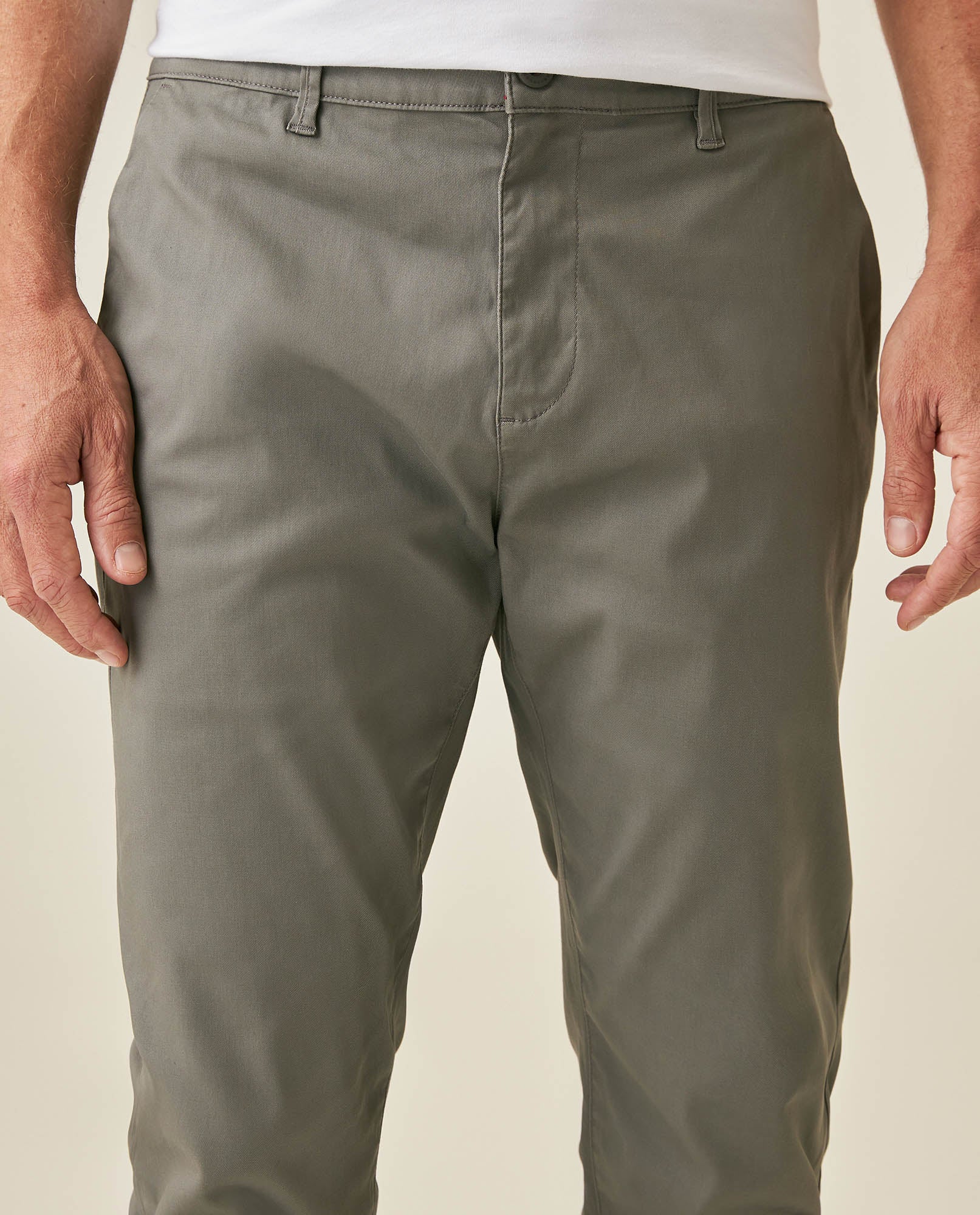 Mens Chino Pants Mid Rise Bootcut Cotton Elastane Piping Pockets Buttons Label Over Piping - Gray 63_631H000_GRI180510_5