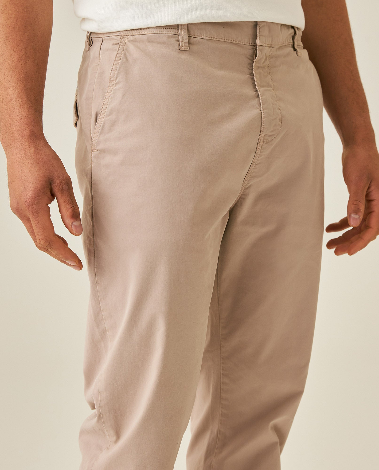 Mens Jogger Pants Mid Rise Cotton Elastane Papery Finish Cool Touch Elastic Waist Drawstring Hidden Snap - Gray 63_631H001_GRI170205_5