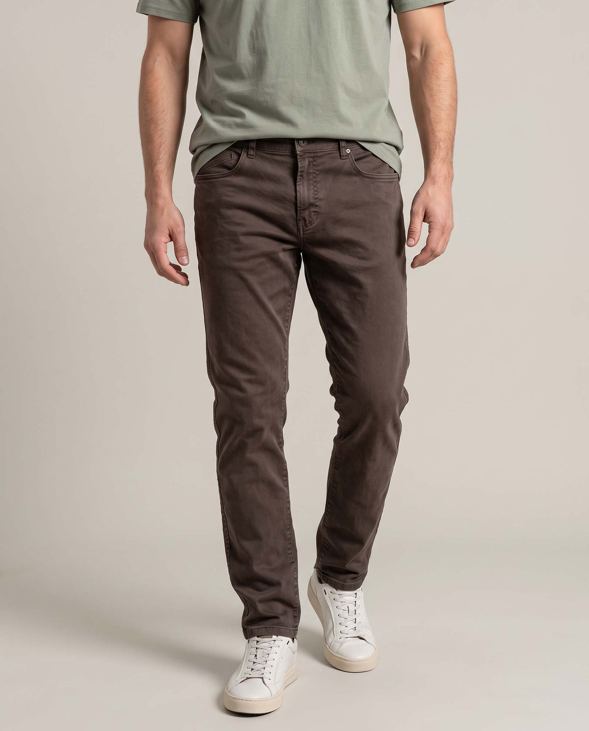 Men's Medium Rise 5-Pocket Relaxed Boot Pants with Peach Touch and Reserve Dye in Cotton-Elastane 63_632G008_CAF181314_4