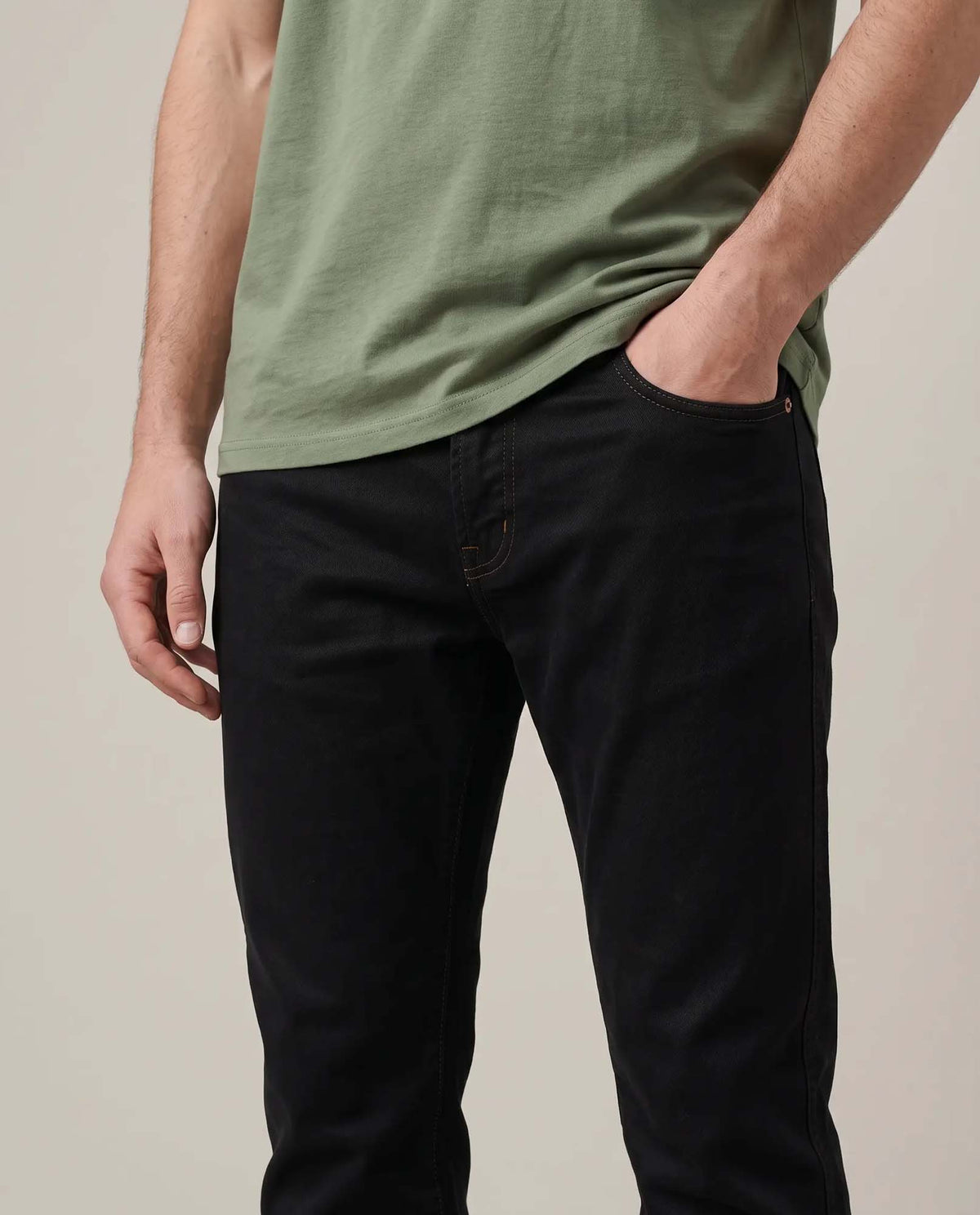 Men's Medium Rise 5-Pocket Relaxed Boot Pants with Peach Touch and Reserve Dye in Cotton-Elastane 63_632G008_NEG194007_3