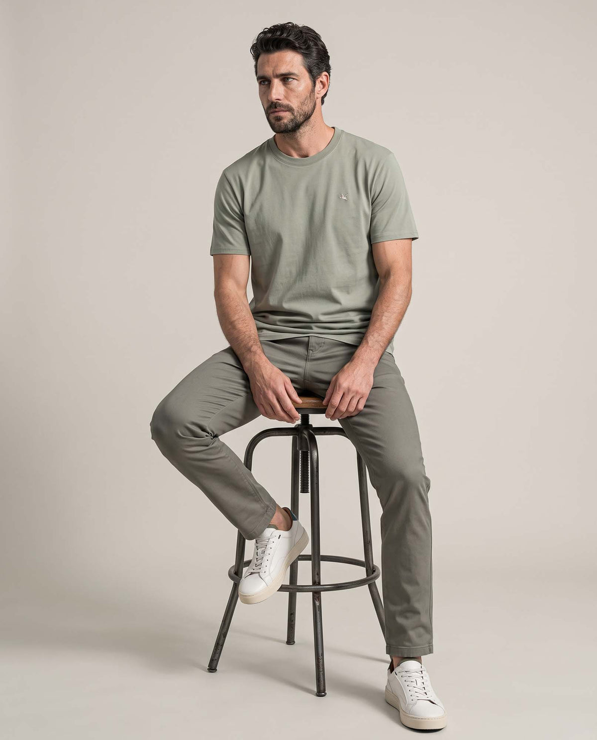 Men´s Tapered Chino Pants - Green 63_635H103_VER190622_7