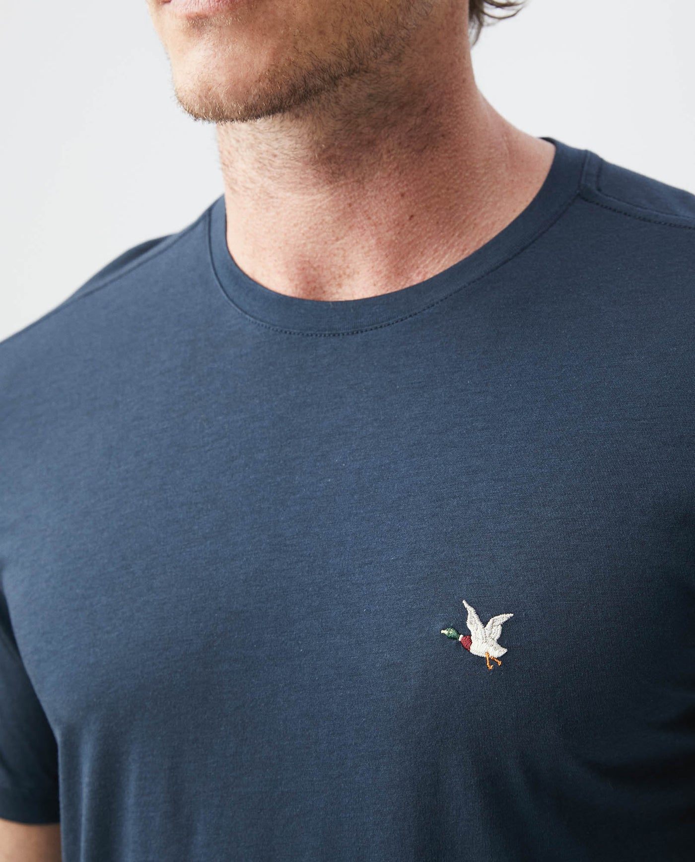 Mens Slim Fit Crew Neck T-shirt Duck Embroidery in Cotton - Blue 63_640C020_021300_4