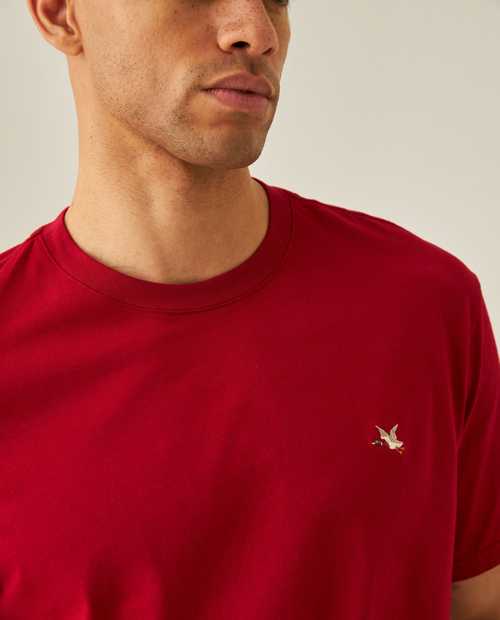 Mens T-Shirt Slim Fit Short Sleeve Crewneck Cotton Vibrant Embroidered Duck Heart Point Chest - Red 63_641H001_ROJ191863_5