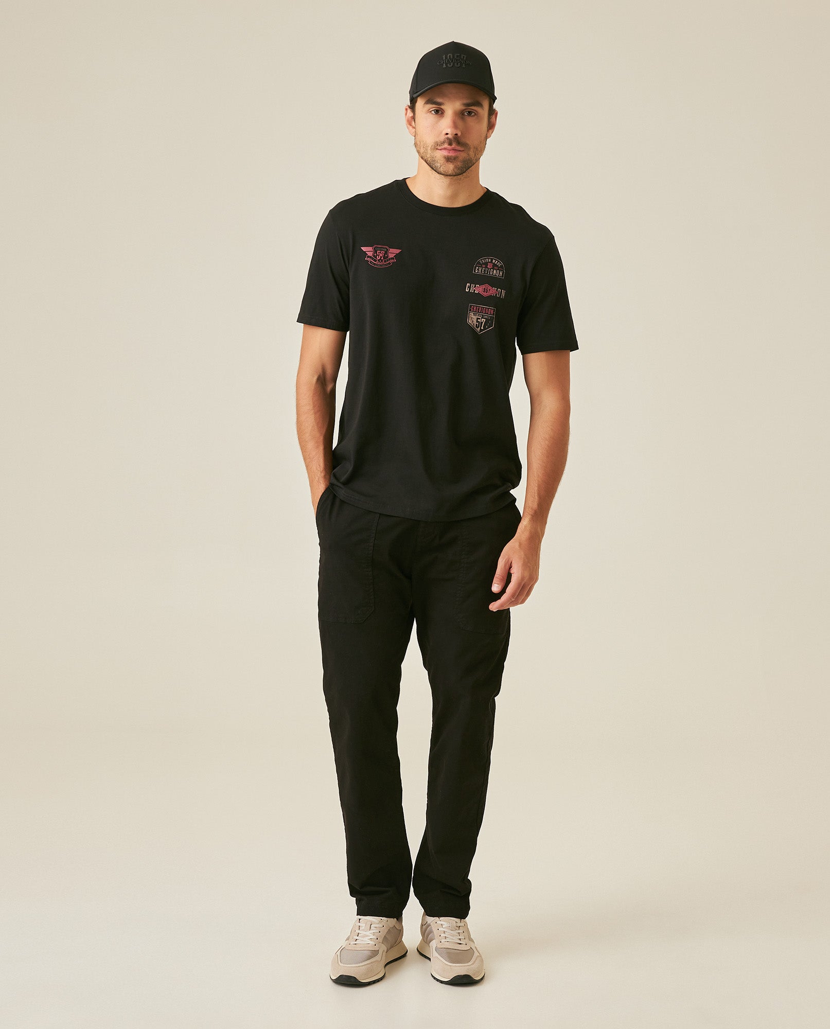 Mens T-Shirt Classic Fit Short Sleeve Cotton Jersey Normalized Patch-Style Graphics - Black 63_641H009_NEG194007_4
