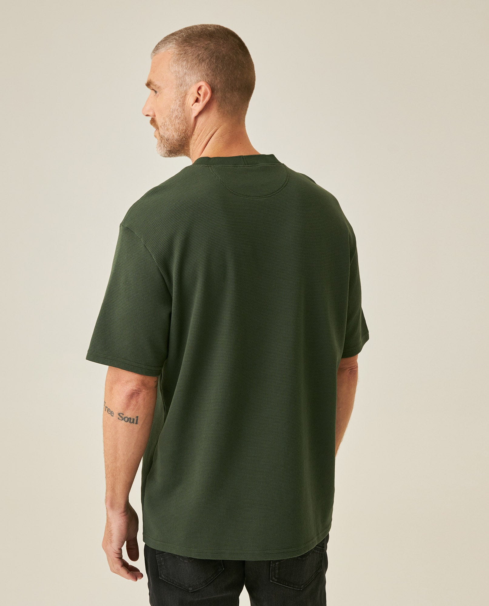 Mens T-Shirt Classic Fit Short Sleeve Cotton Polyester Waffle Texture Distinctive Tactile Dimension - Green 63_641H012_VER190509_6