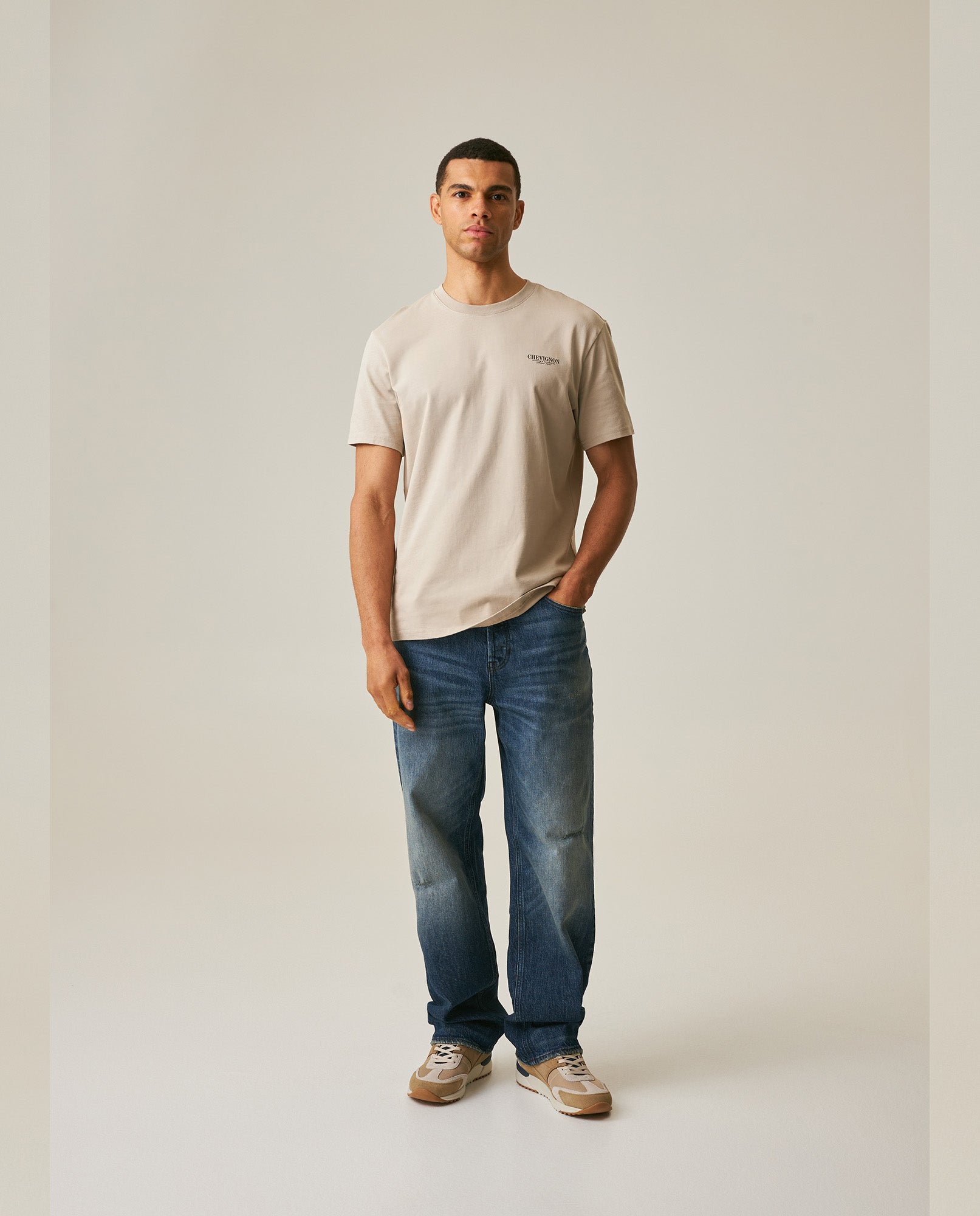 Mens T-Shirt Classic Fit Short Sleeve Cotton Jersey Polonia Rustic Vintage Heart Point Print Back Appliqué - Gray 63_641H022_GRI171107_4