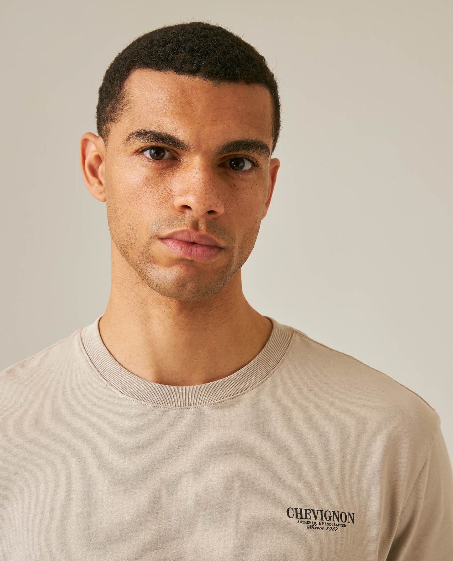 Mens T-Shirt Classic Fit Short Sleeve Cotton Jersey Polonia Rustic Vintage Heart Point Print Back Appliqué - Gray 63_641H022_GRI171107_5