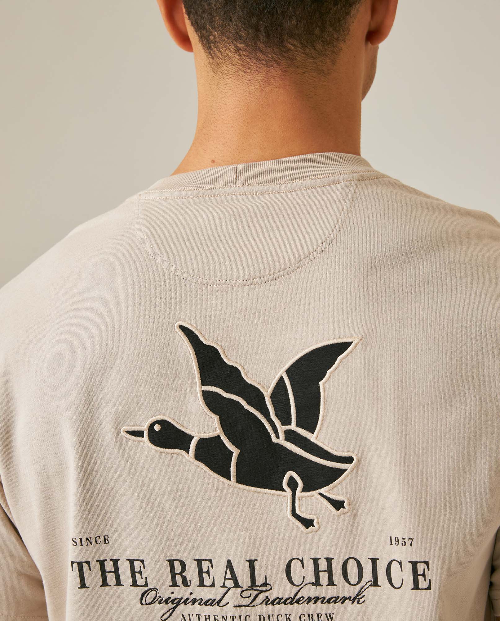 Mens T-Shirt Classic Fit Short Sleeve Cotton Jersey Polonia Rustic Vintage Heart Point Print Back Appliqué - Gray 63_641H022_GRI171107_7