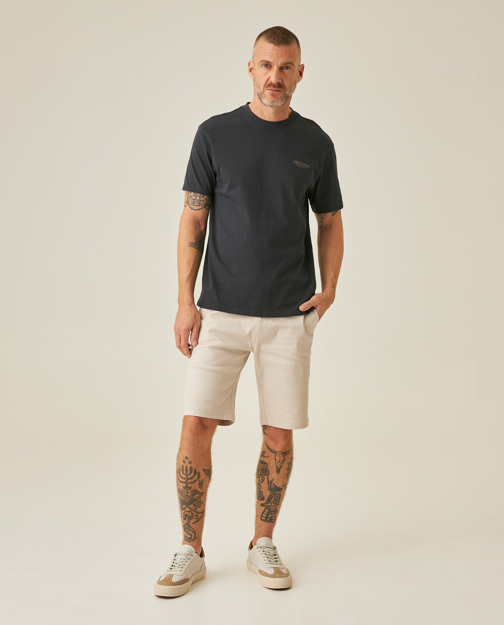 Mens T-Shirt Classic Fit Short Sleeve Cotton Jersey Polonia Rustic Vintage Heart Point Print Back Appliqué - Gray 63_641H022_GRI190000_4