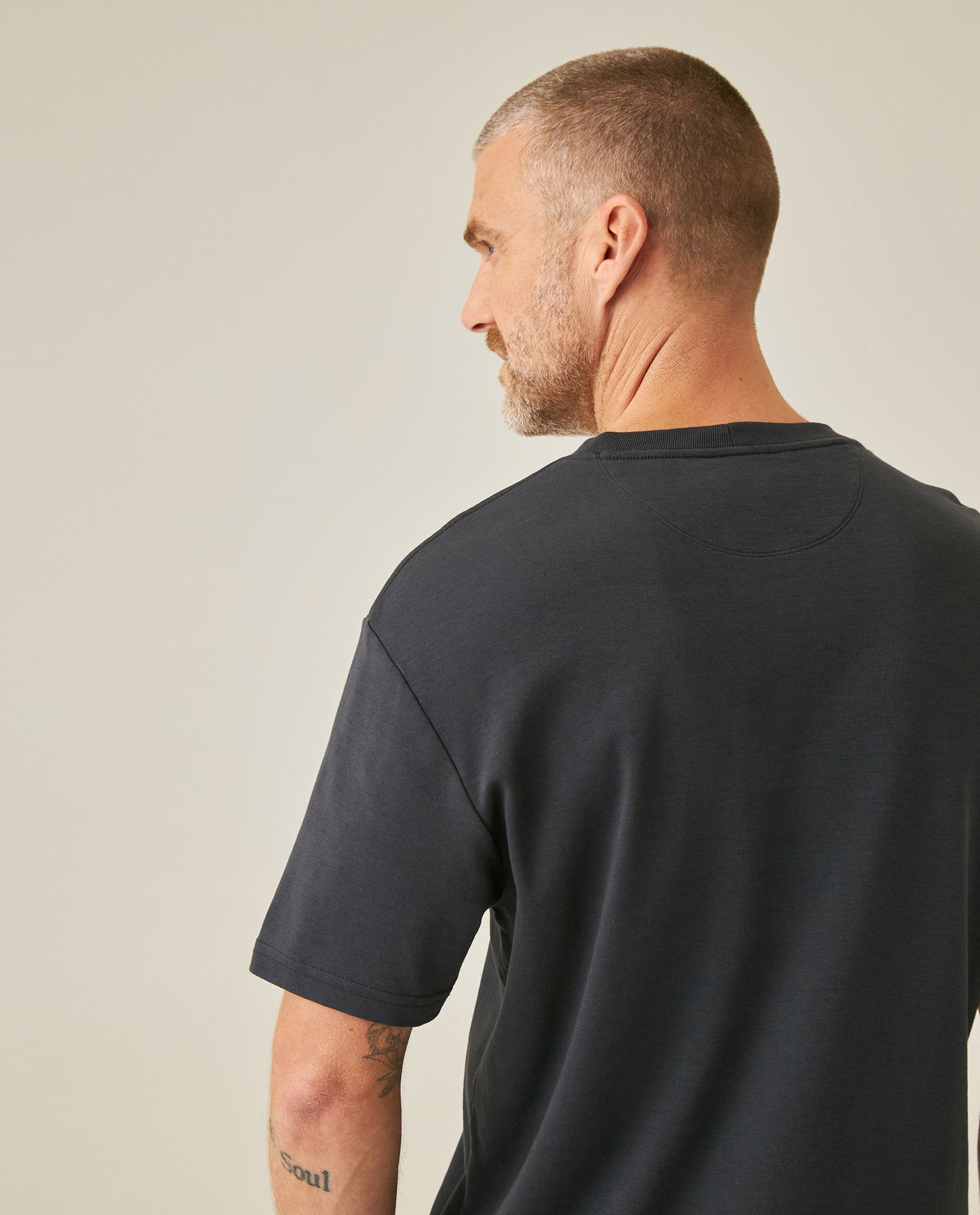 Mens T-Shirt Slim Fit Short Sleeve Cotton Jersey Double Knit Superior Durability Tone on Tone Duck Minimalist - Gray 63_641H040_GRI190000_7