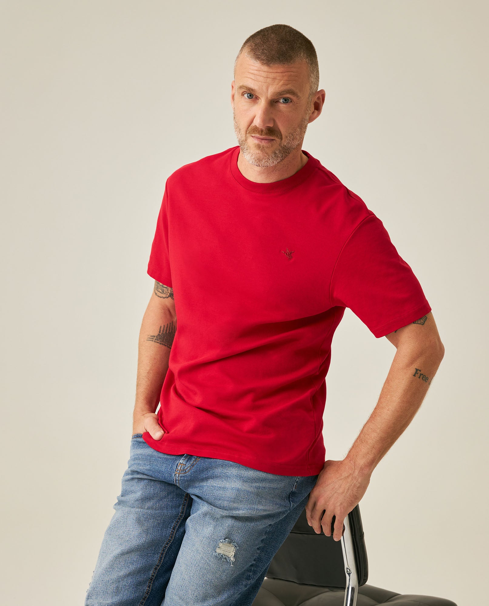 Mens T-Shirt Slim Fit Short Sleeve Cotton Jersey Double Knit Superior Durability Tone on Tone Duck Minimalist - Red 63_641H040_ROJ191863_4