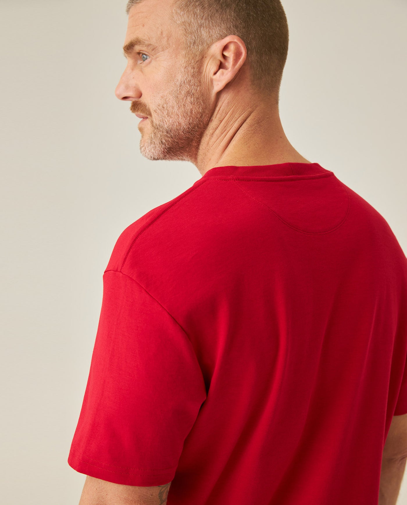 Mens T-Shirt Slim Fit Short Sleeve Cotton Jersey Double Knit Superior Durability Tone on Tone Duck Minimalist - Red 63_641H040_ROJ191863_7