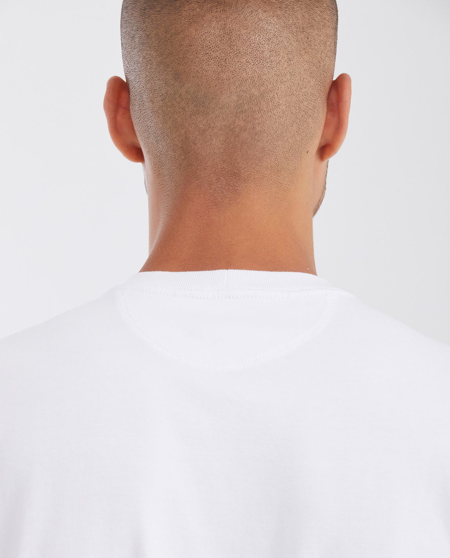 Men's Classic Fit Printed T-shirt in Heavier Cotton - White - 5