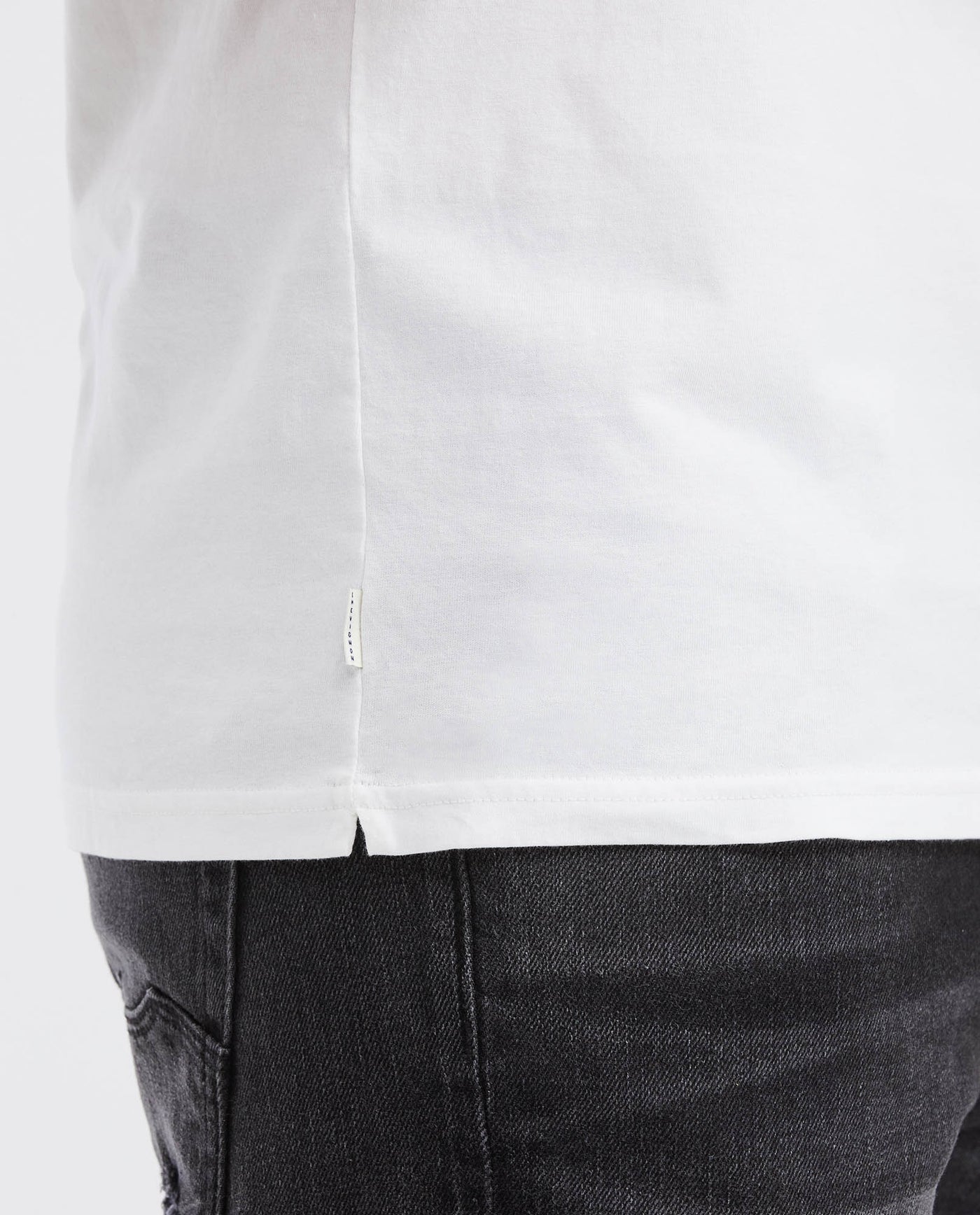 Slim Fit Round Neck T-Shirt with Print in Cotton for Men - Raw 642G014 - 4