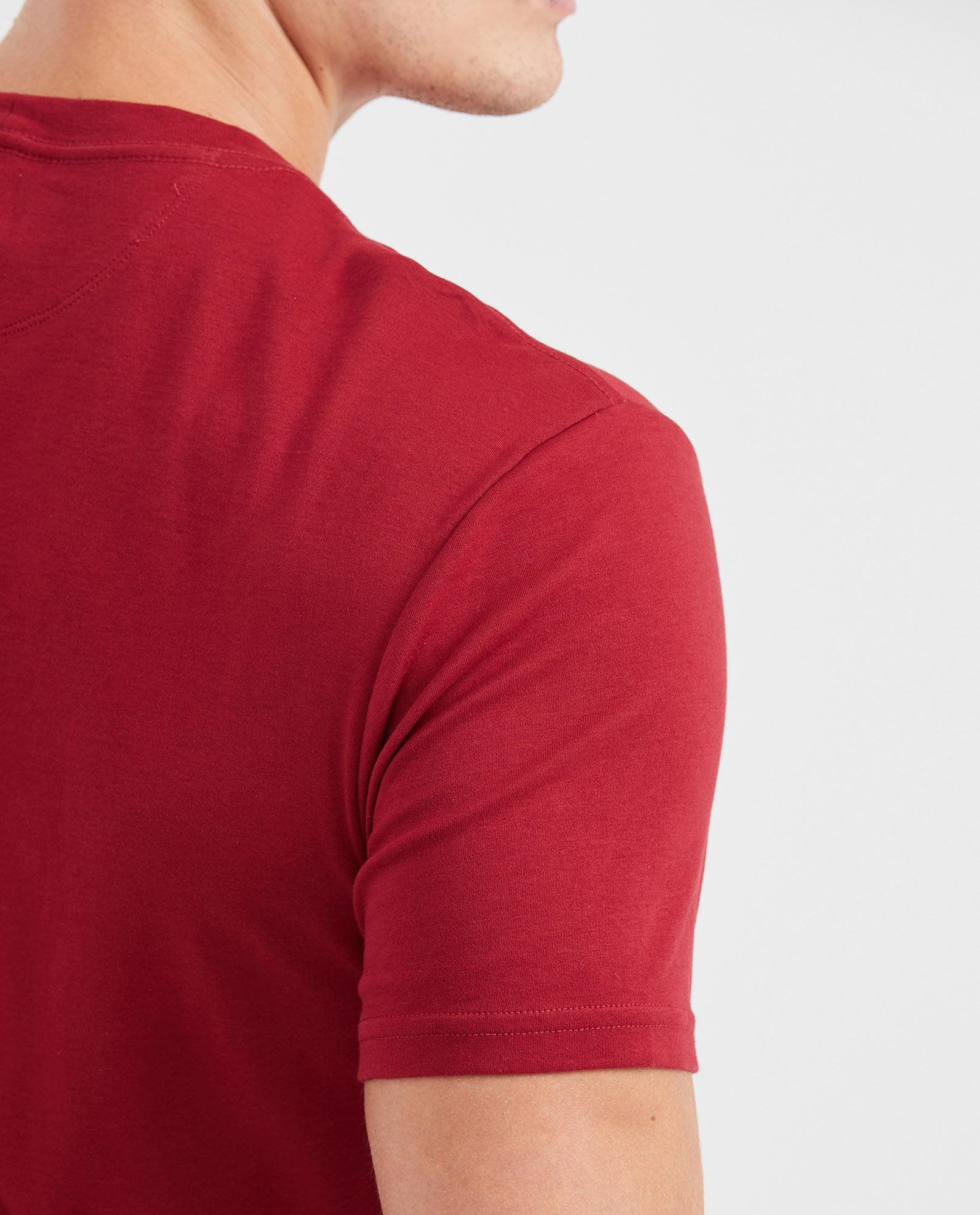 Camiseta Básica Slim Fit Cuello Redondo en Algodón Doble Punto para Hombre - Red 63_642G040_ROJ191650_6
