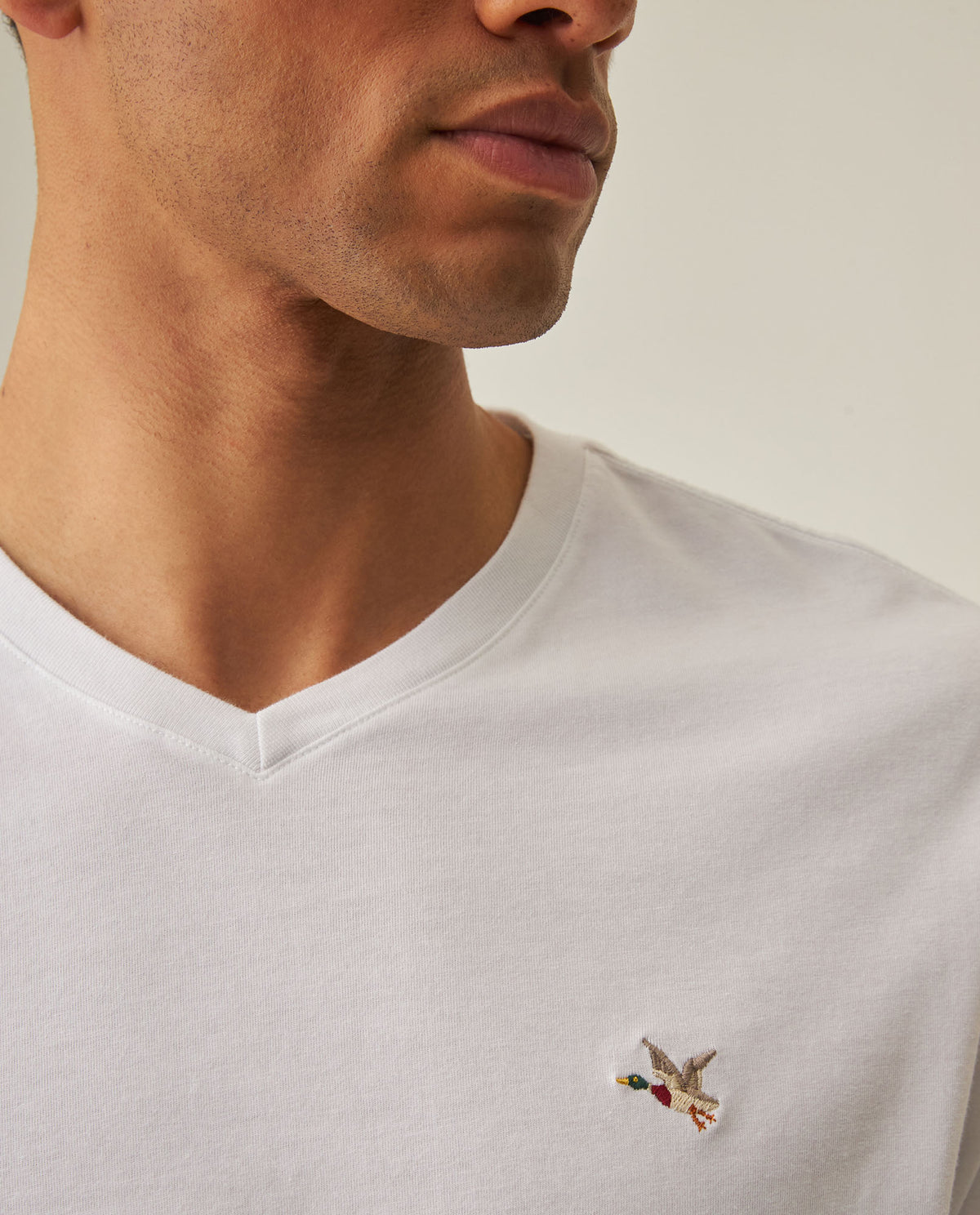 Men´s Slim V-Neck T-shirt - White 63_642H000_BLA110601_5