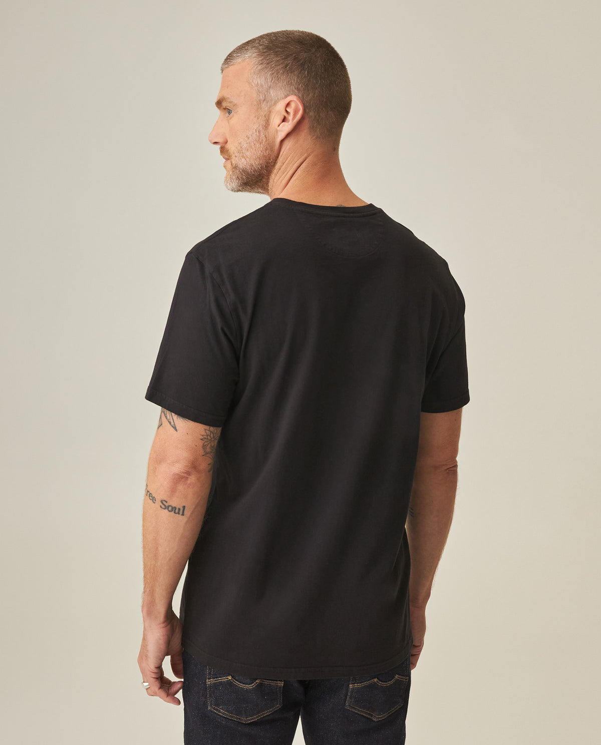 Men´s Slim V-Neck T-shirt - Black 63_642H000_NEG194007_6