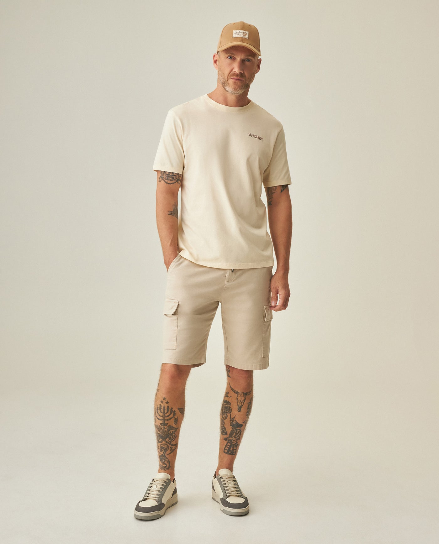 Men´s Slim Fit T-Shirt - Raw 63_642H019_CRU120104_3