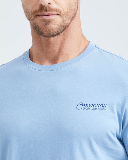 CLASSIC FIT SMALL GRAPHIC T-SHIRT IN LIGHT BLUE