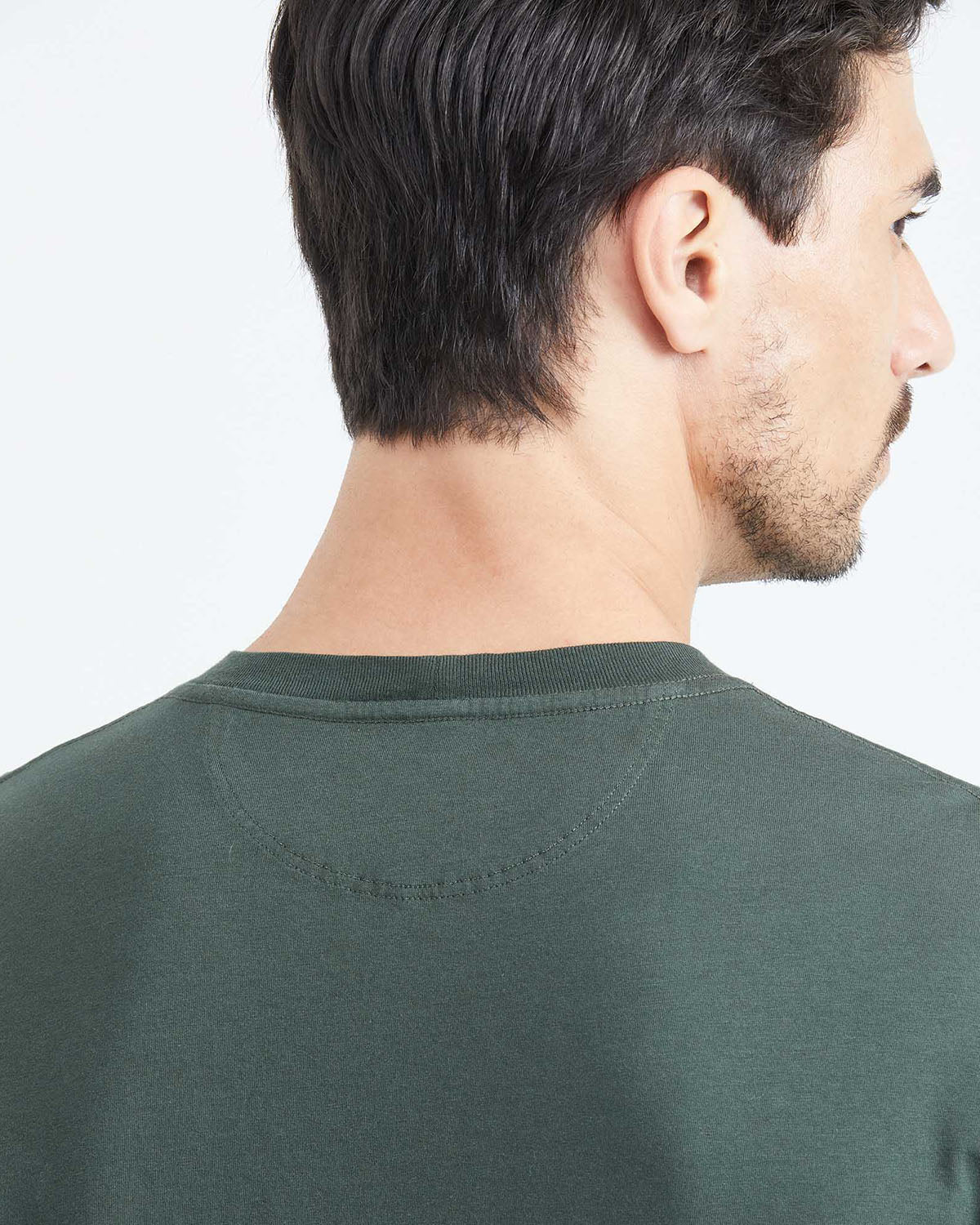 CLASSIC FIT LONG SLEEVE T-SHIRT IN GREEN