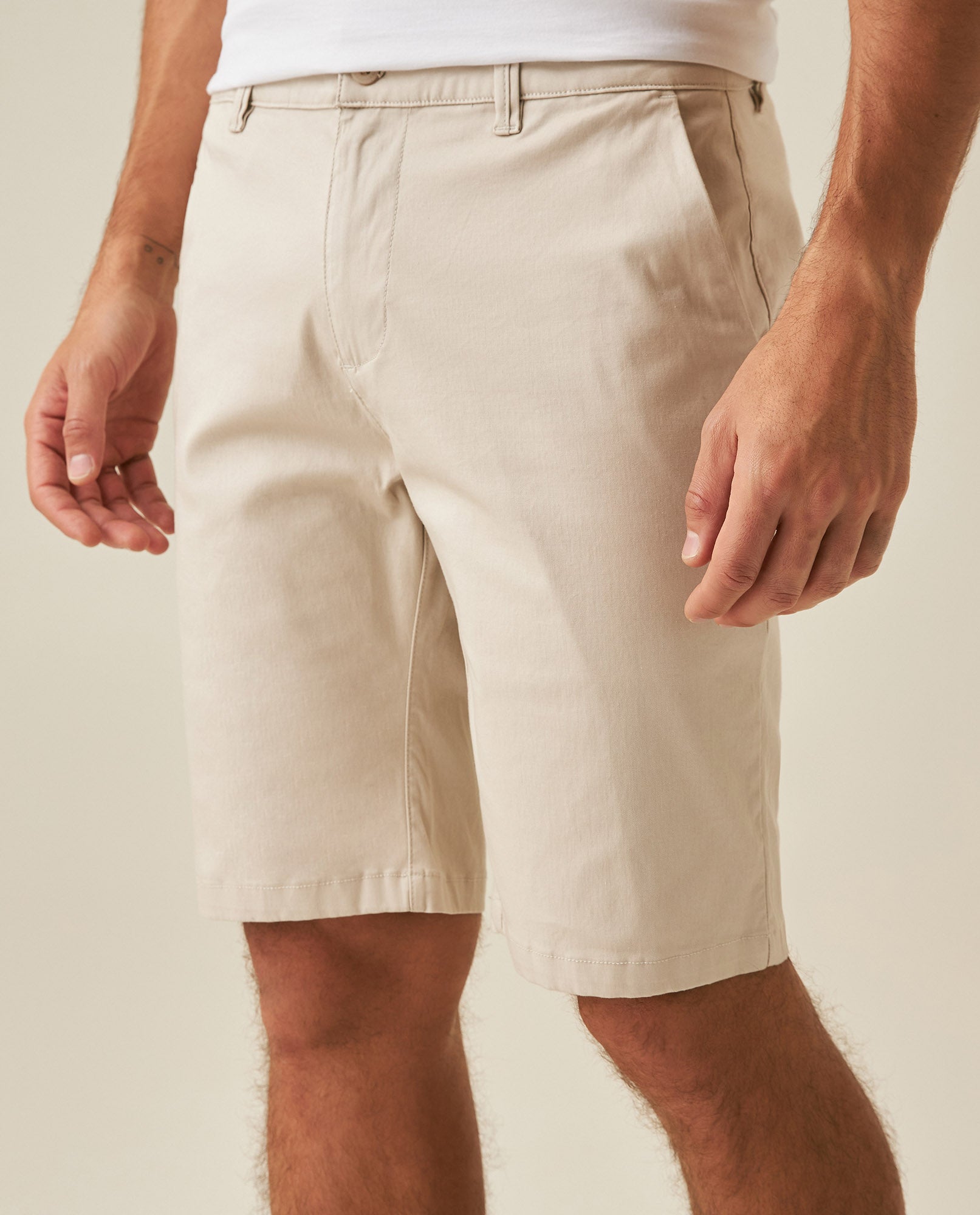 Mens Bermuda Shorts Chino Cotton Elastane Rear Piping Label Diagonal Pockets Casual-Smart - Beige 63_651H000_BEI140002_5
