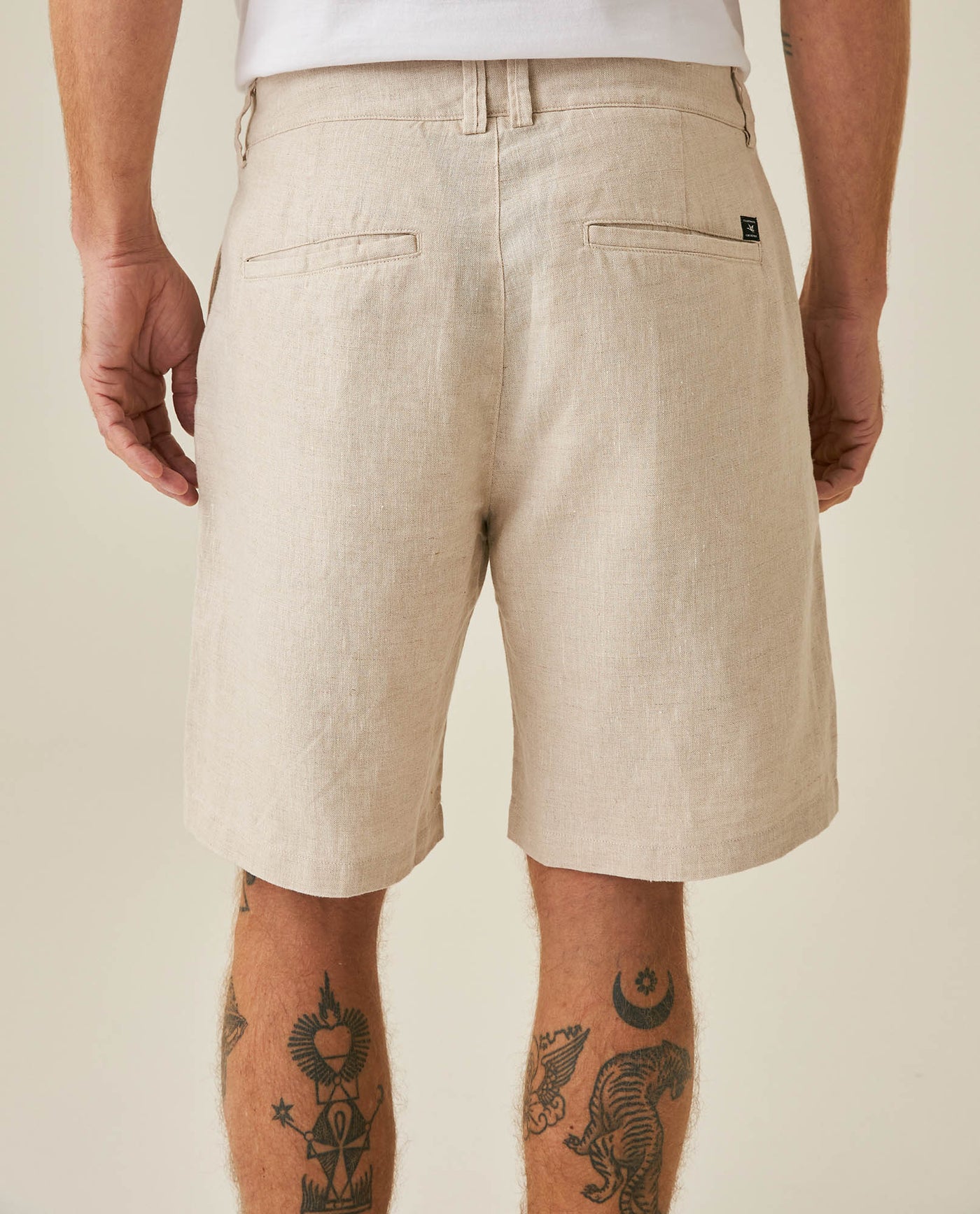Mens Bermuda Shorts Relaxed Straight Silhouette Linen Pure Natural Maximum Freshness Piping Pockets - Gray 63_651H700_GRI146305_6