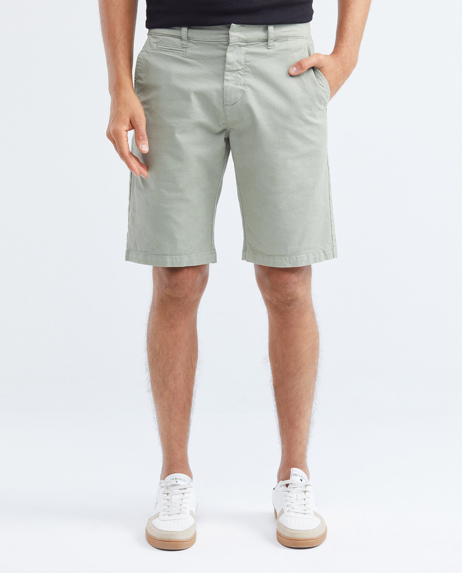 Men's Bermuda Shorts Cotton Stretch Diagonal Pockets Back Pleats Coin Pocket - 1