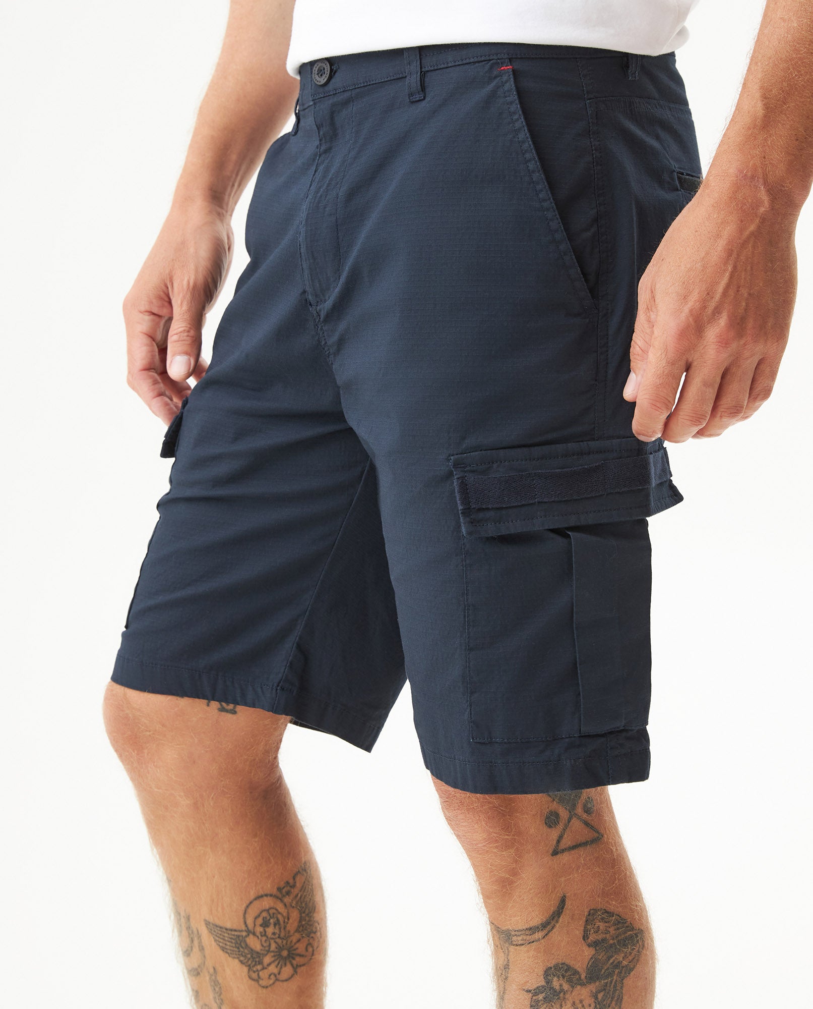Men's Cargo Bermuda Shorts in Cotton Stretch Blend, Finery - 3