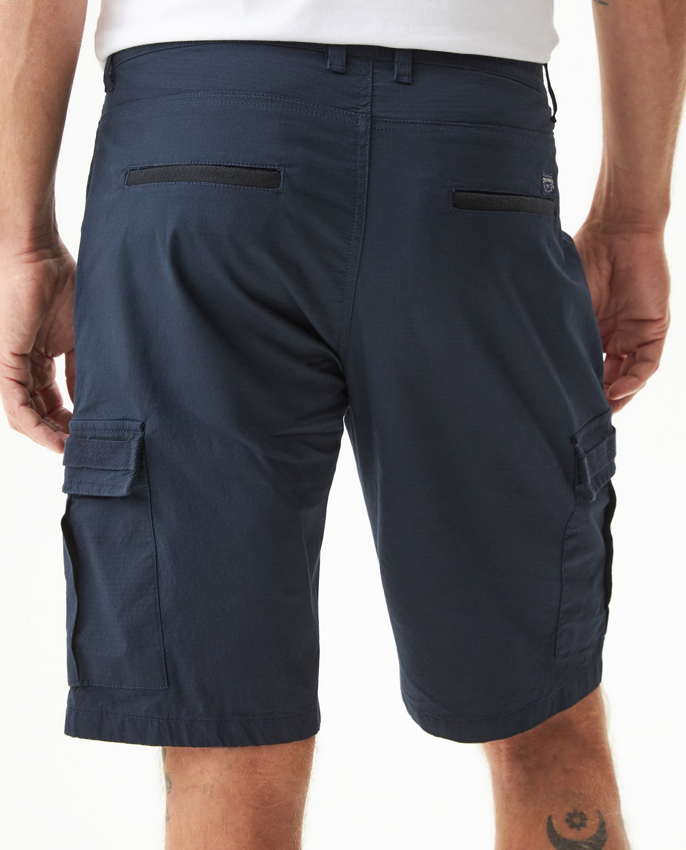 Men's Cargo Bermuda Shorts in Cotton Stretch Blend, Finery - 4