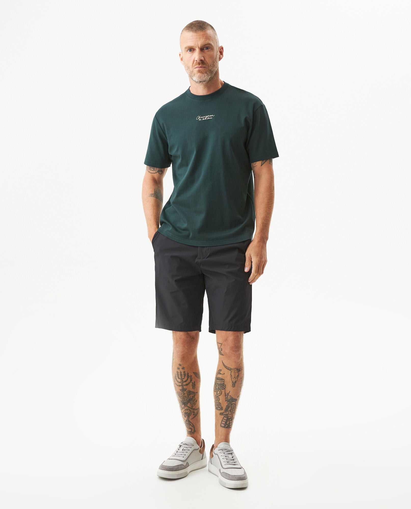 Men's Tech Bermuda Shorts Mid Rise in Polyamide Stretch Blend, Majestic - 3