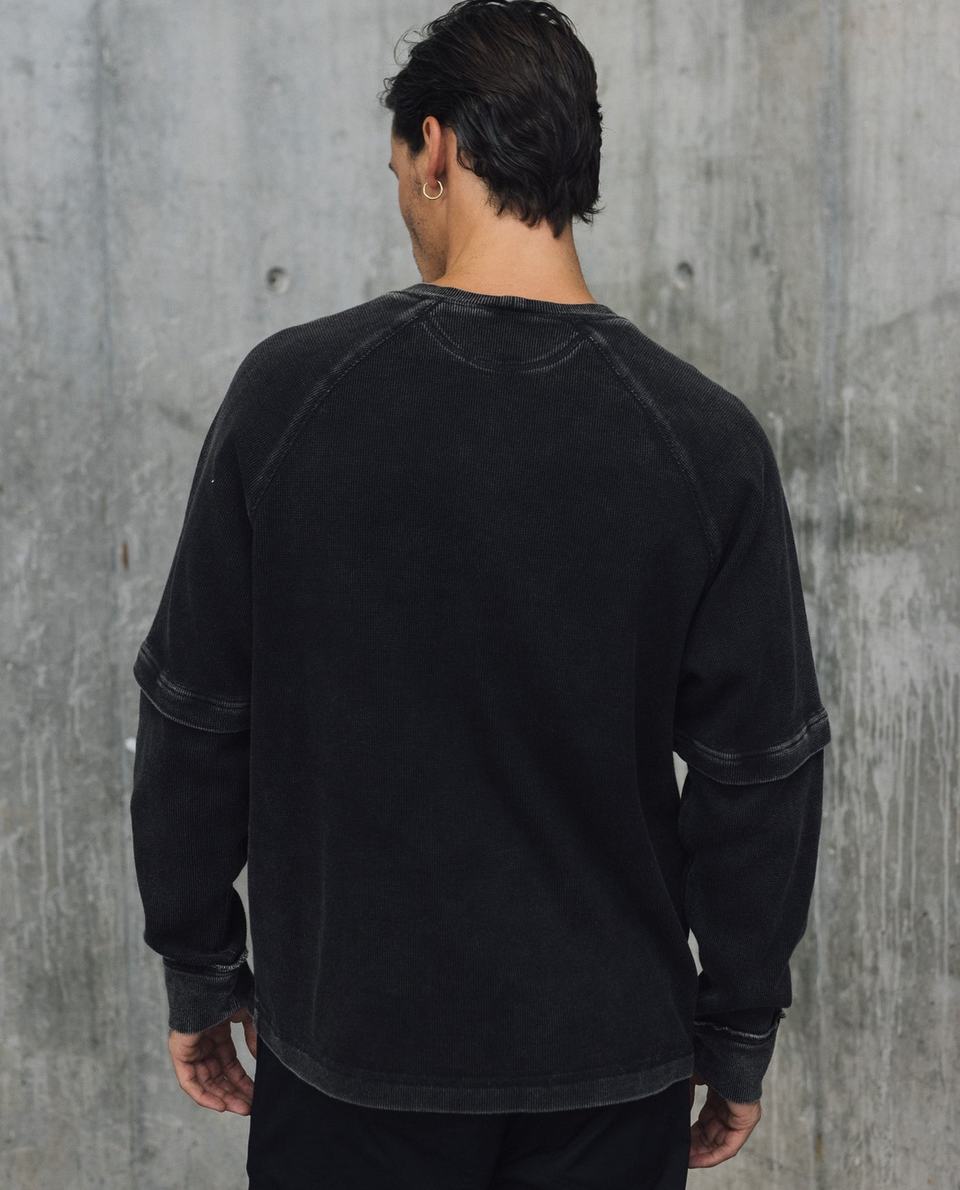 Mens Double-Layer Textured Sweatshirt - Special Collection - Black 63_682H201_NEG194007_6