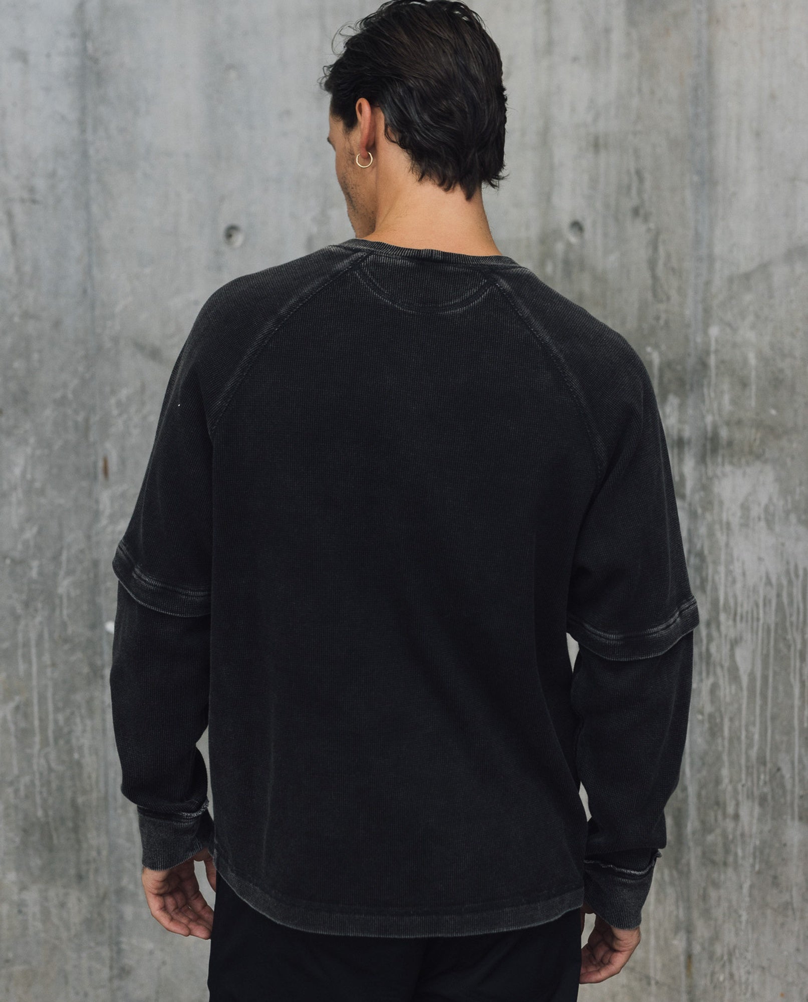 Mens Double-Layer Textured Sweatshirt - Special Collection - Black 63_682H201_NEG194007_6