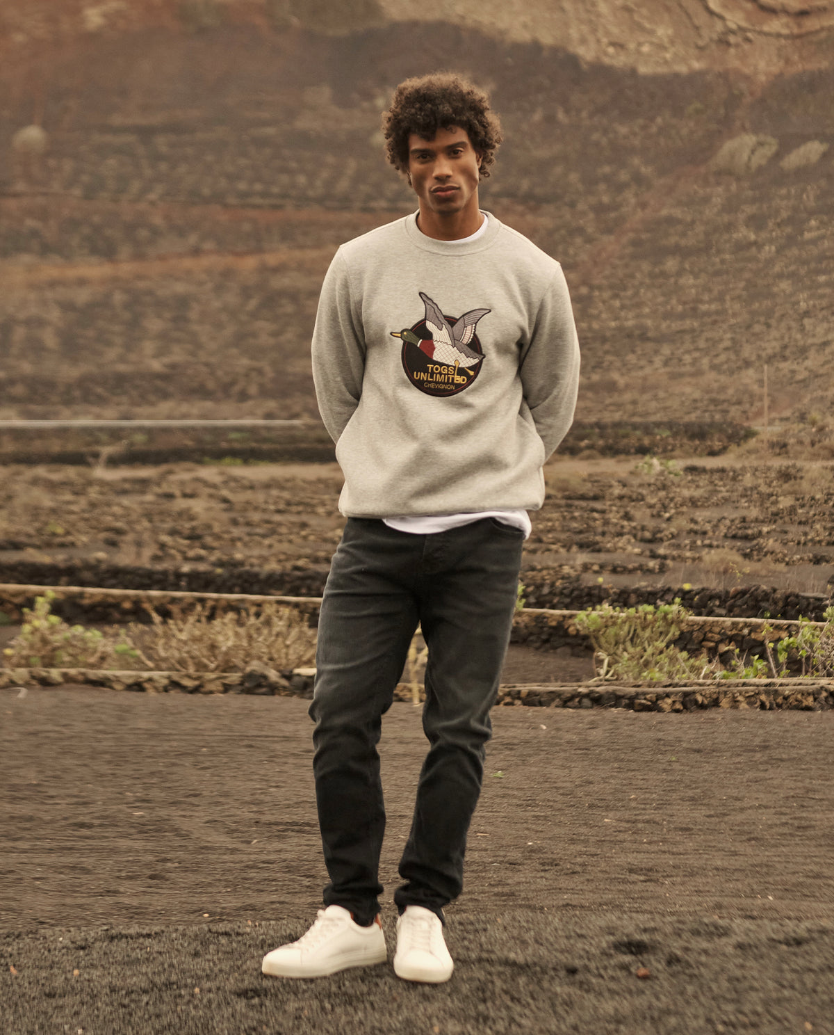 Men's Crew Neck Sweatshirt Chevignon Duck Patch in Polyester-Cotton Blend - 2
