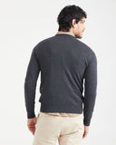 ESSENTIAL BASIC SWEATER IN GREY