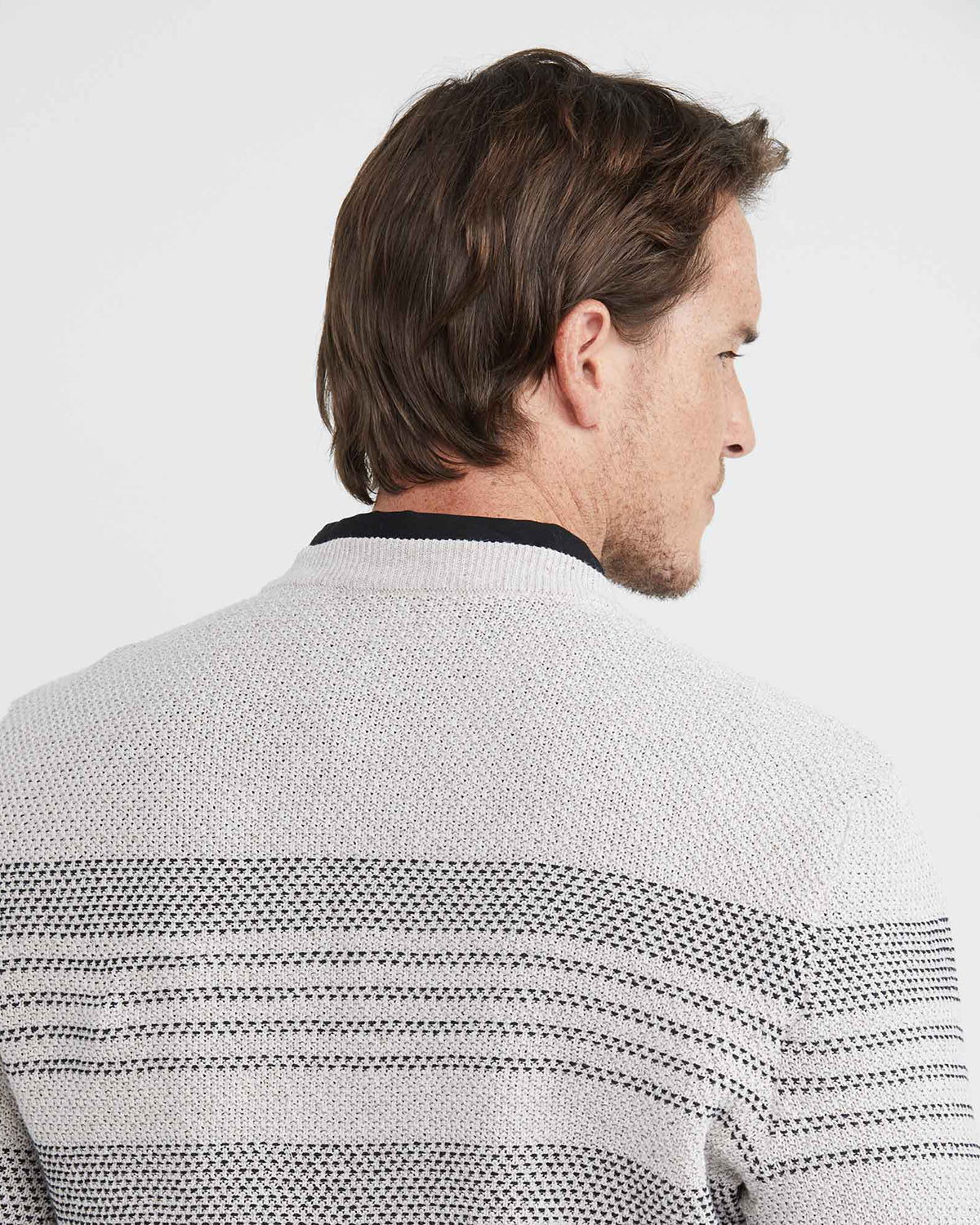WHITE & GRAY STRIPED CREW NECK KNIT SWEATER